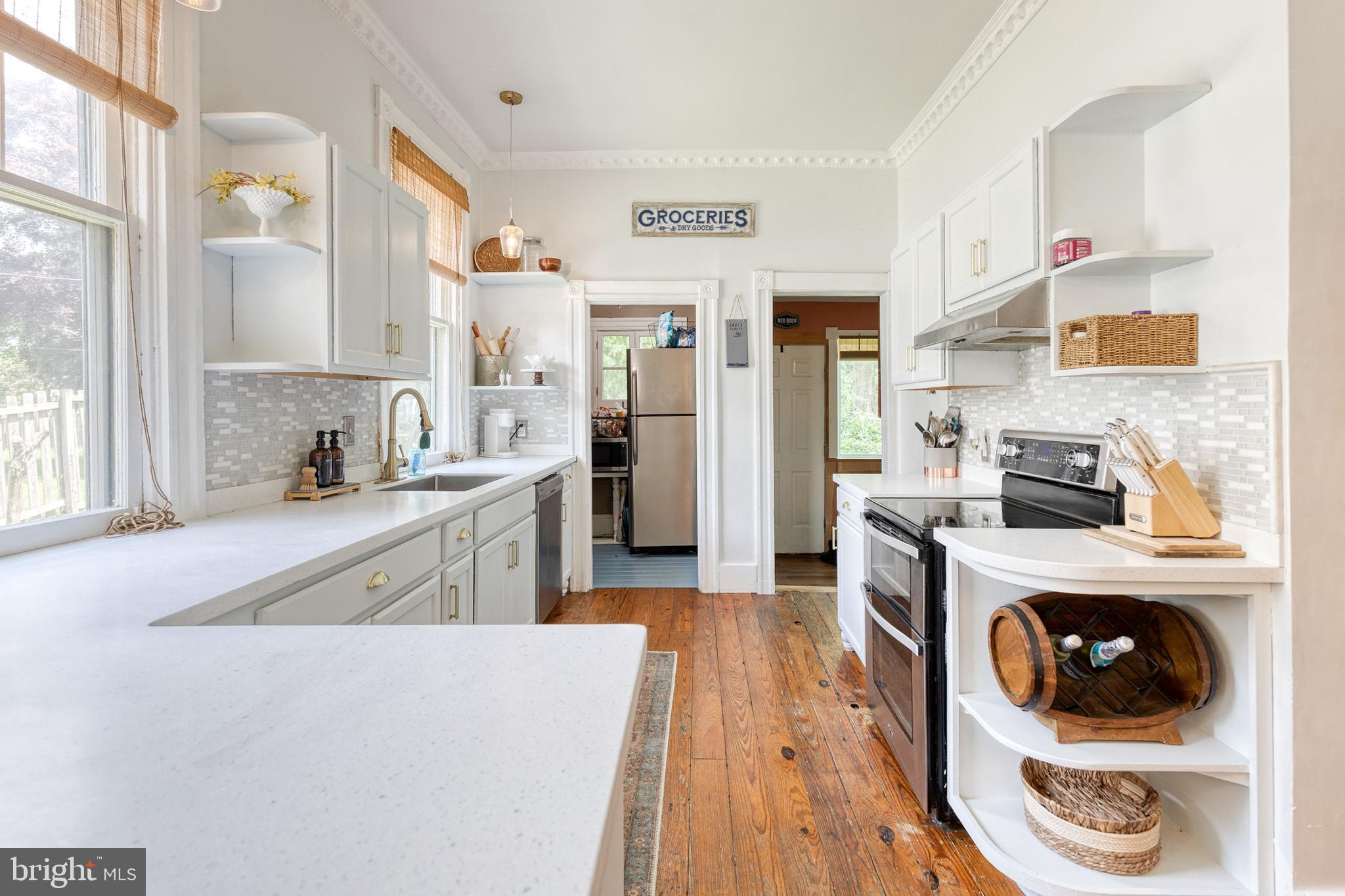 NORWOOD HEIGHTS - Residential