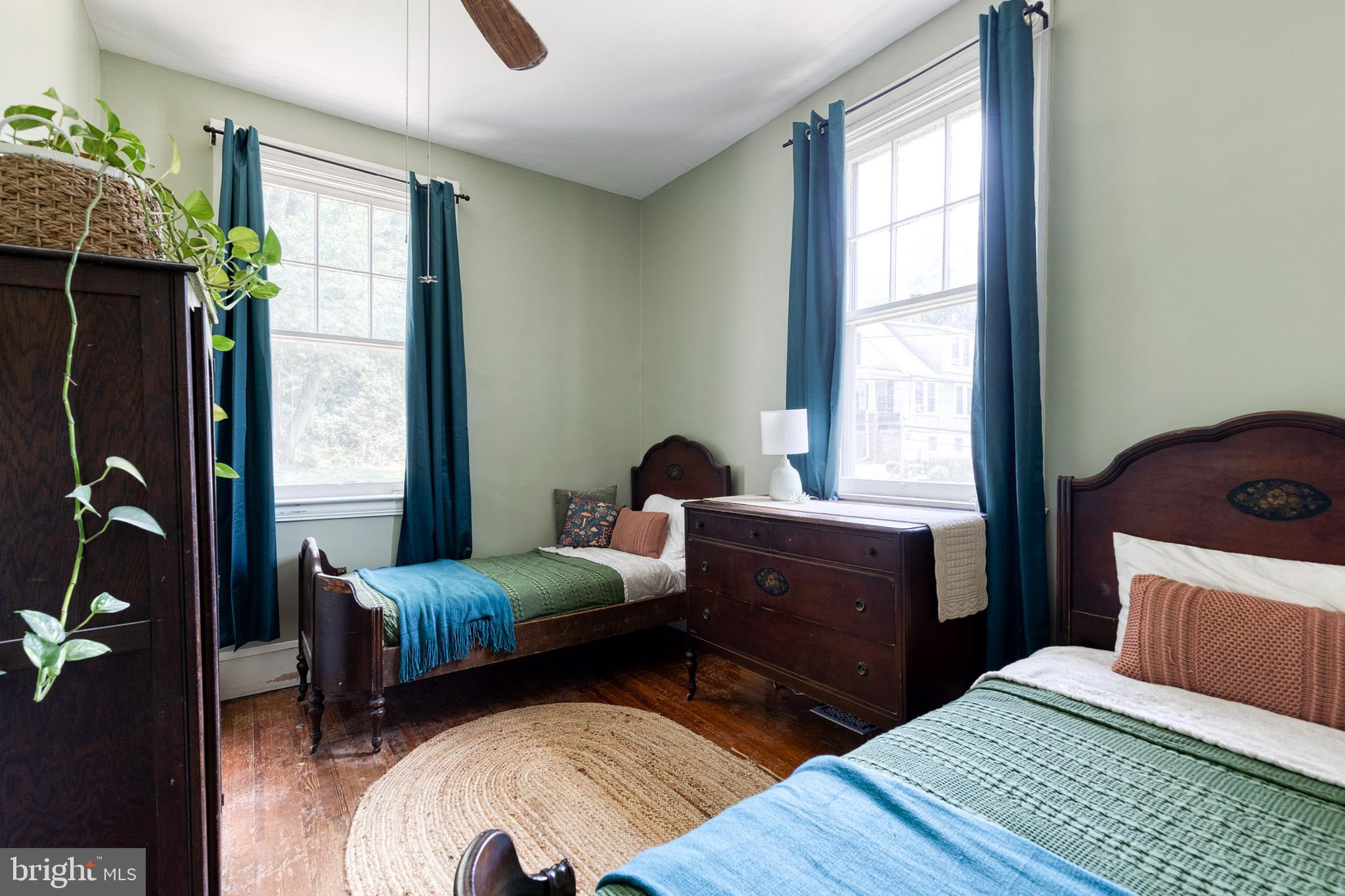 NORWOOD HEIGHTS - Residential