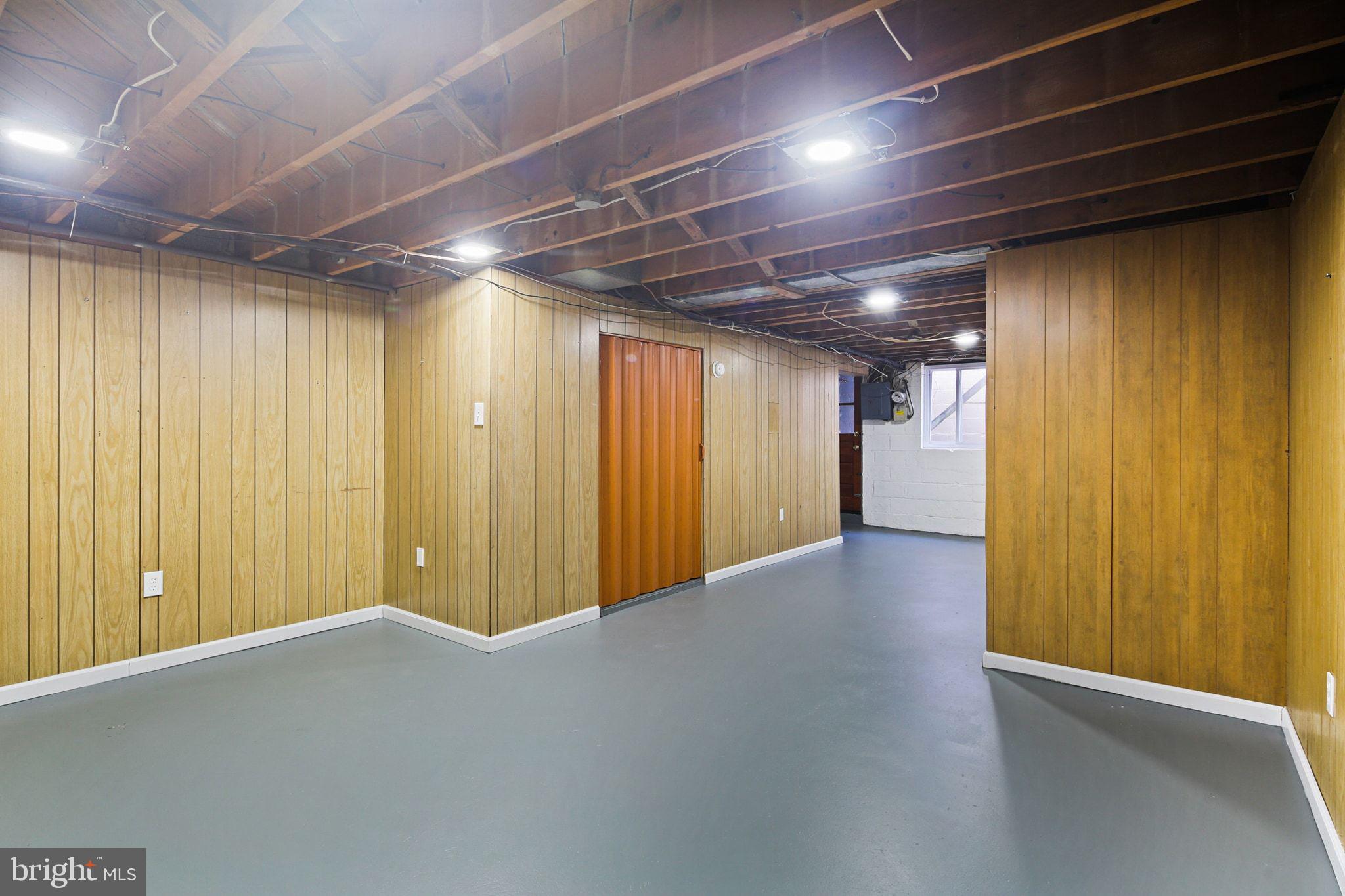 NORTH POINT VILLAGE - Residential