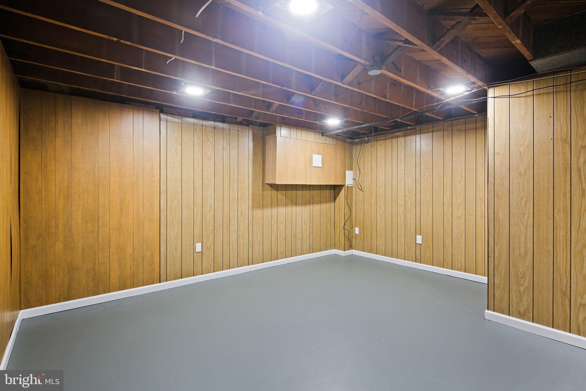 NORTH POINT VILLAGE - Residential