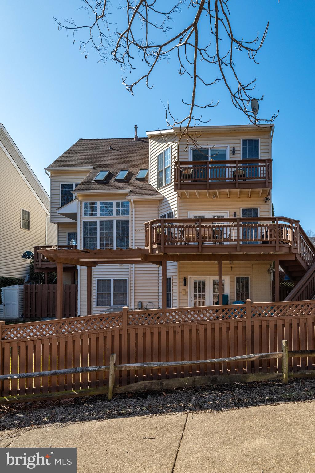 BELMONT BAY - Residential