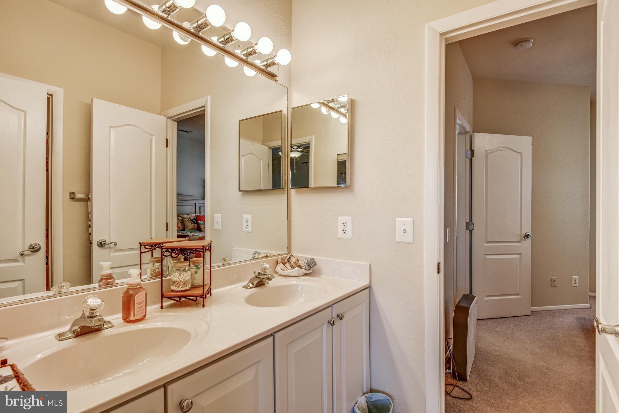 BELMONT BAY - Residential