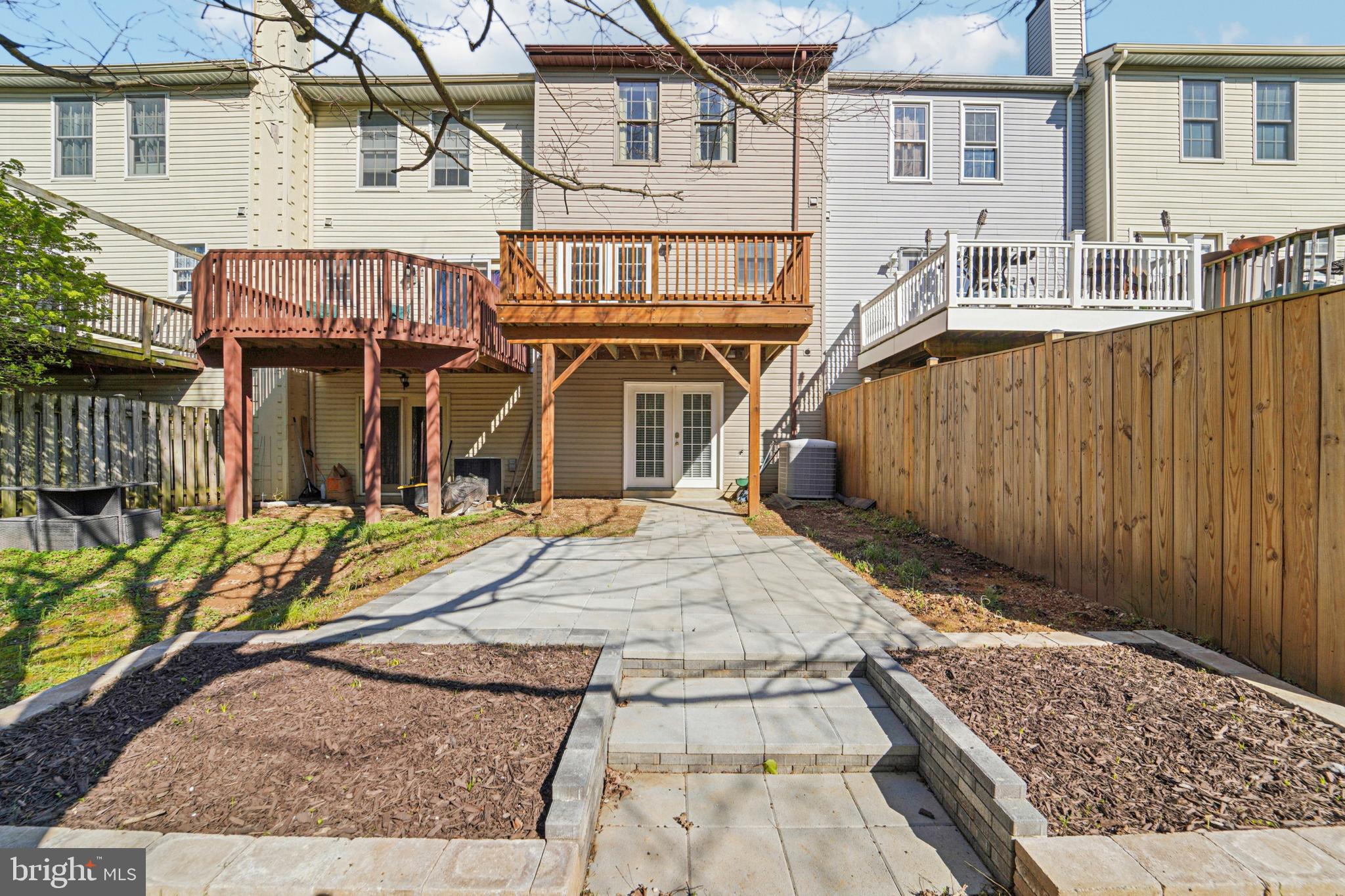 WILLOWCREST - Residential