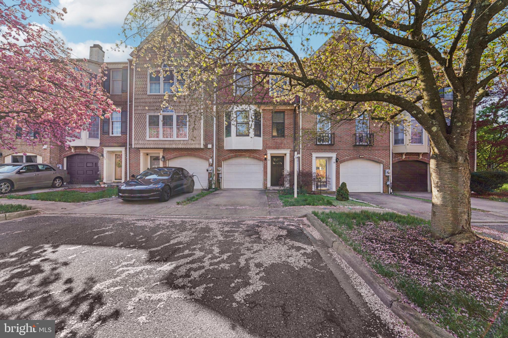 WILLOWCREST - Residential