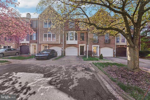 Townhouse For Sale - 56 Victoria Square<br/> FREDERICK, MD 21702