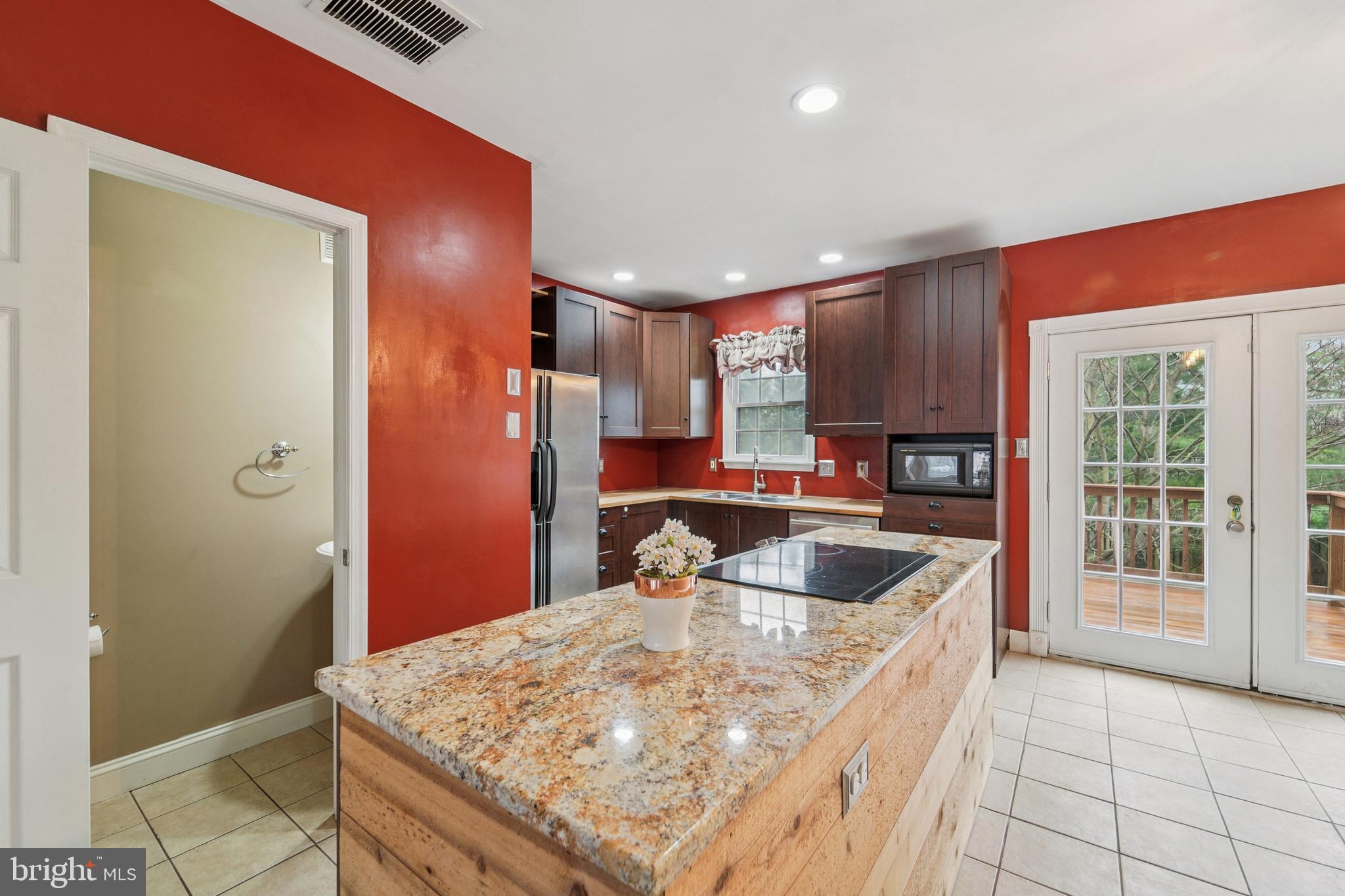 WILLOWCREST - Residential