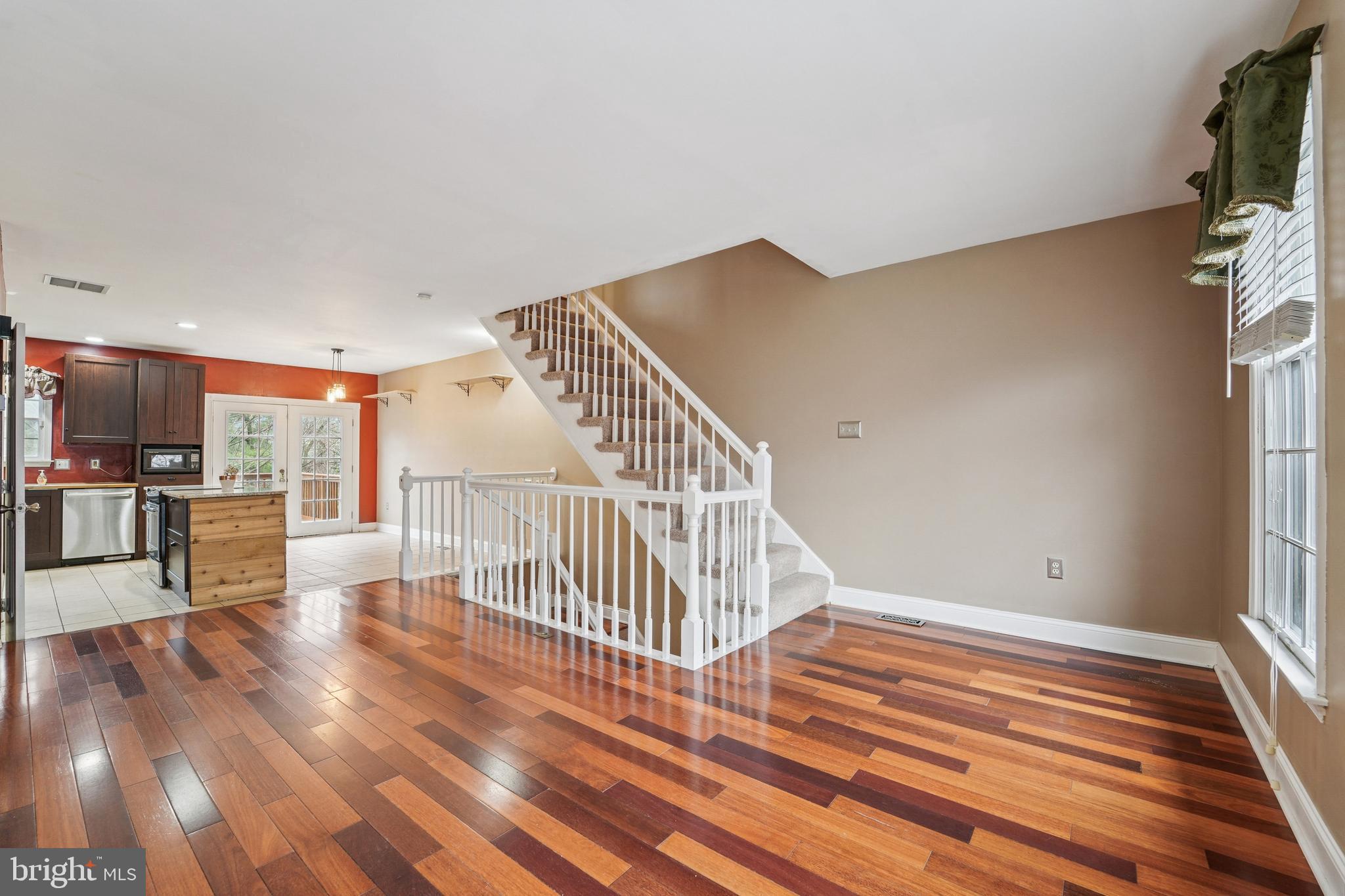 WILLOWCREST - Residential