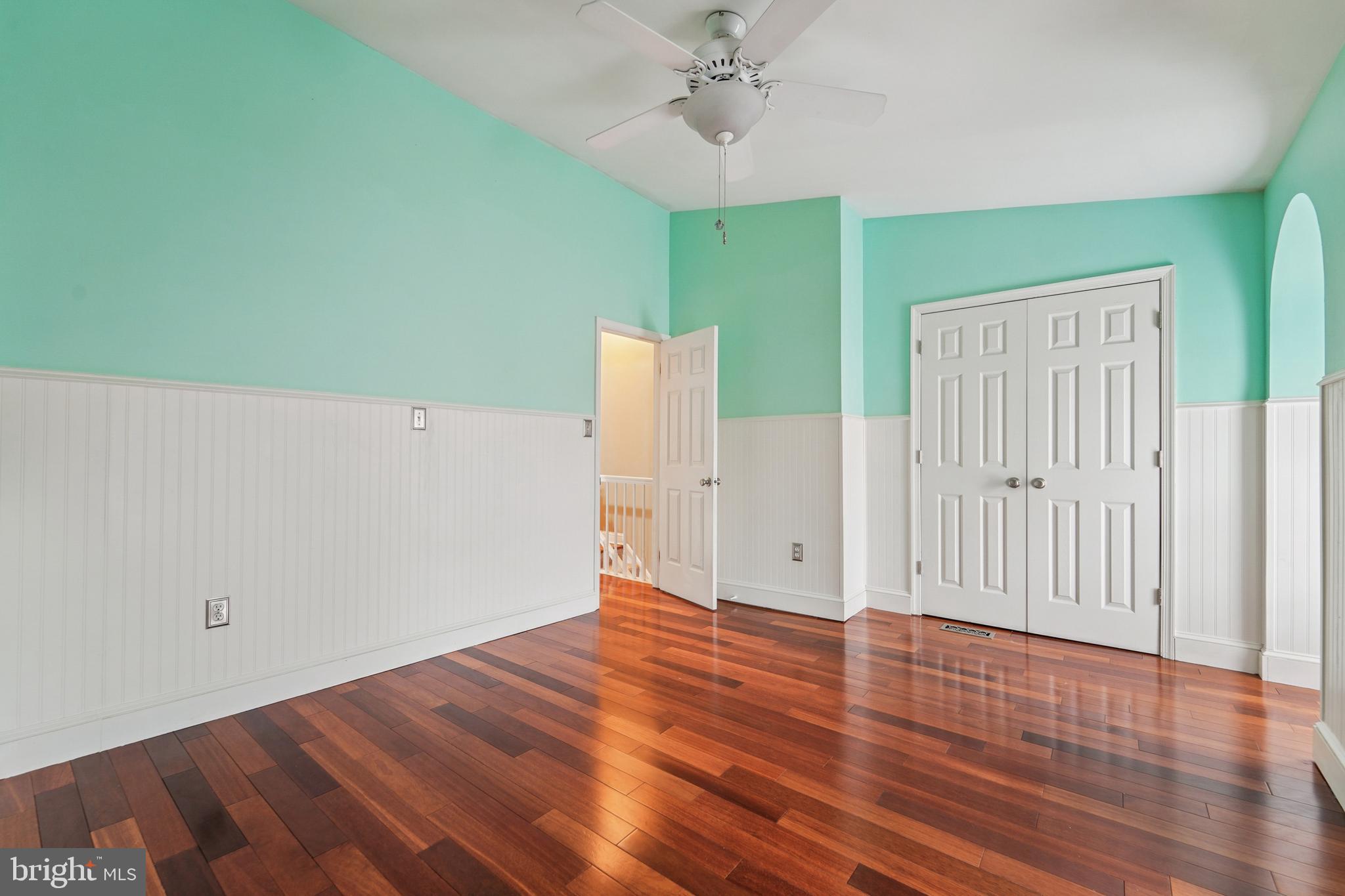 WILLOWCREST - Residential