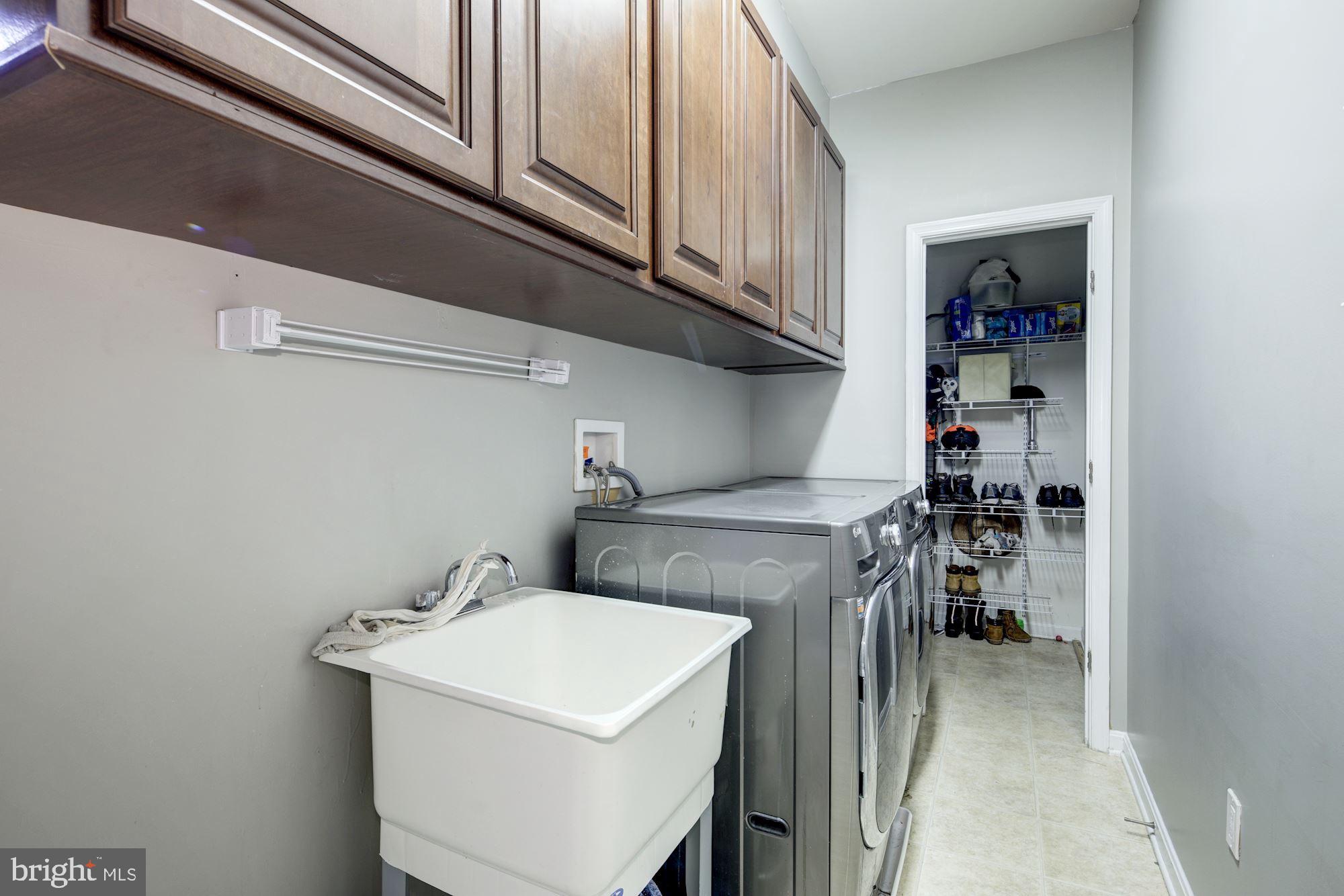 BROOKWOOD RUN - Residential