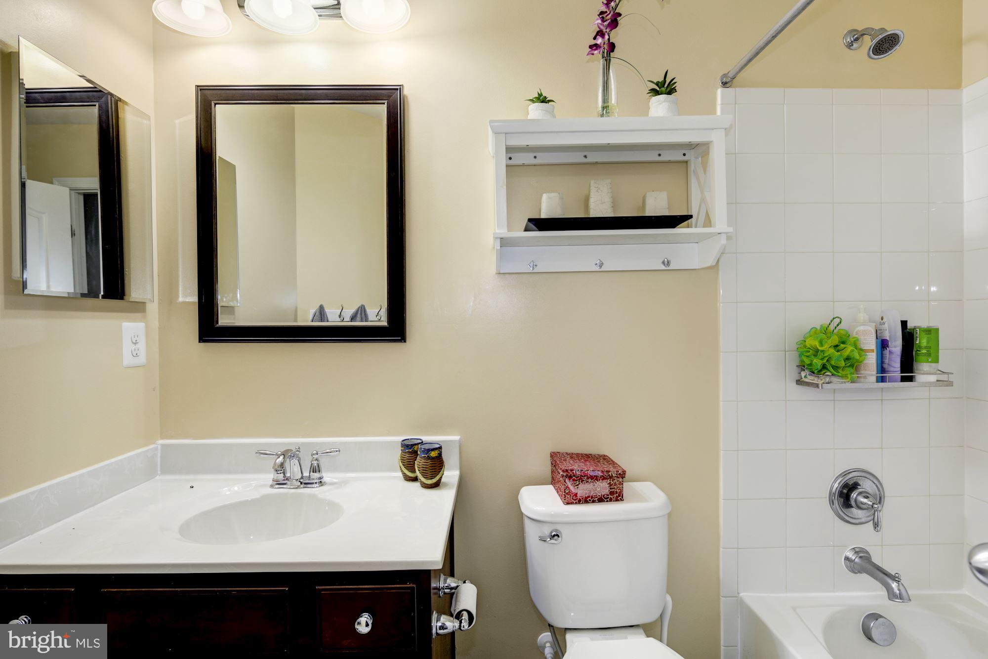 BROOKWOOD RUN - Residential