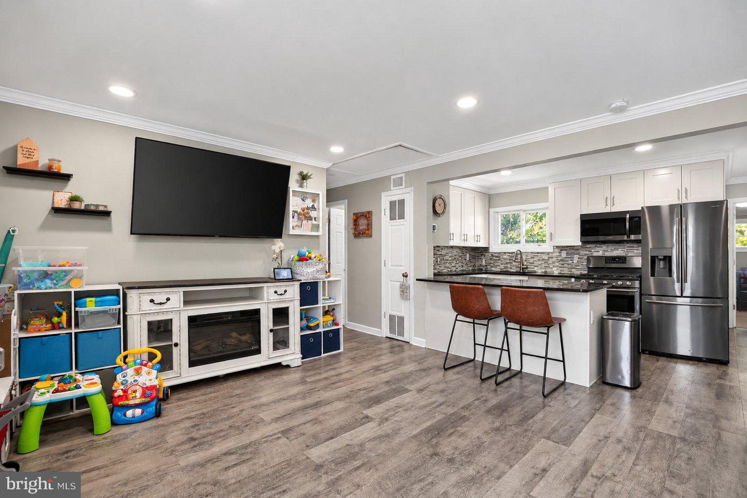10 STAGECOACH ROAD