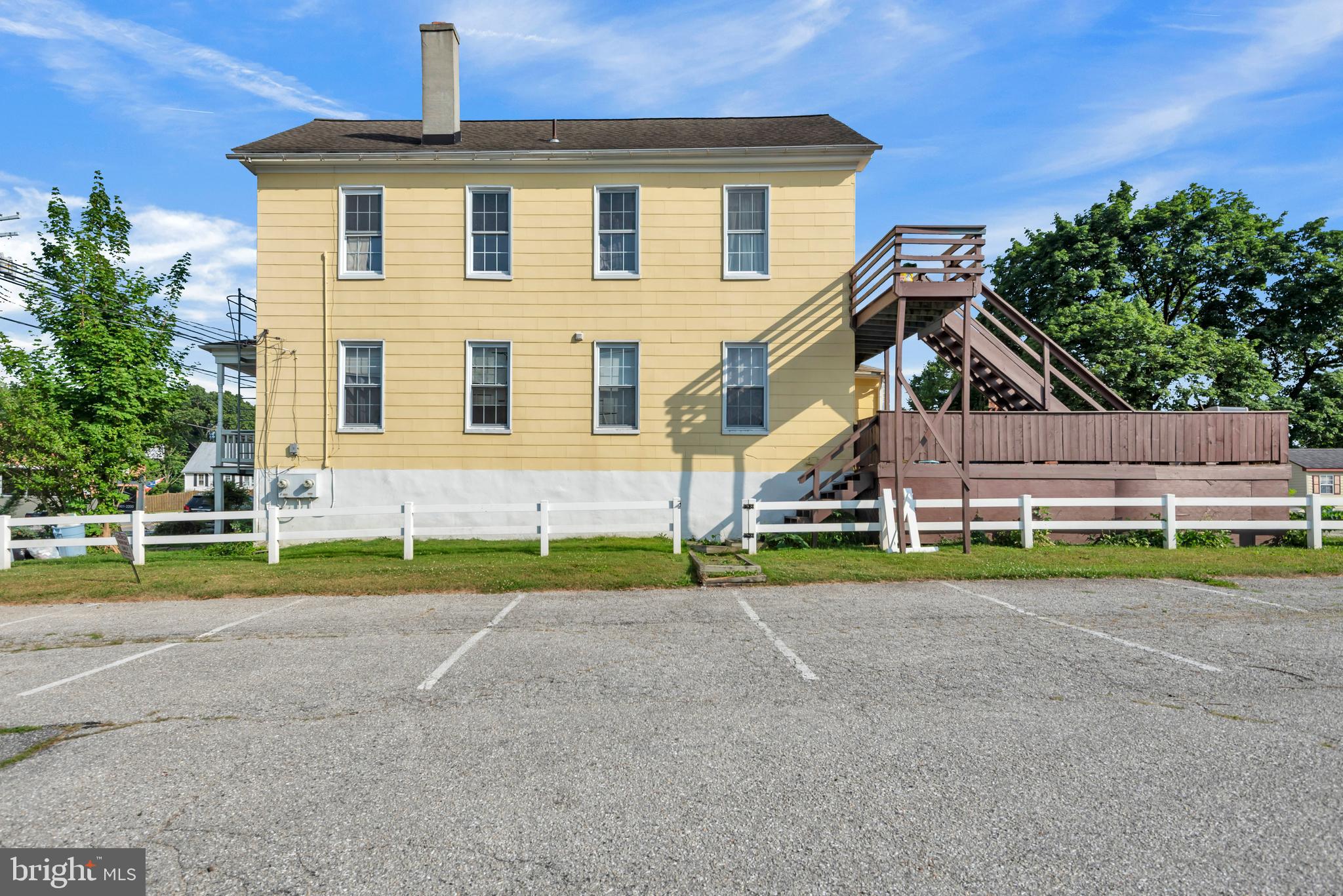 21434 YORK ROAD