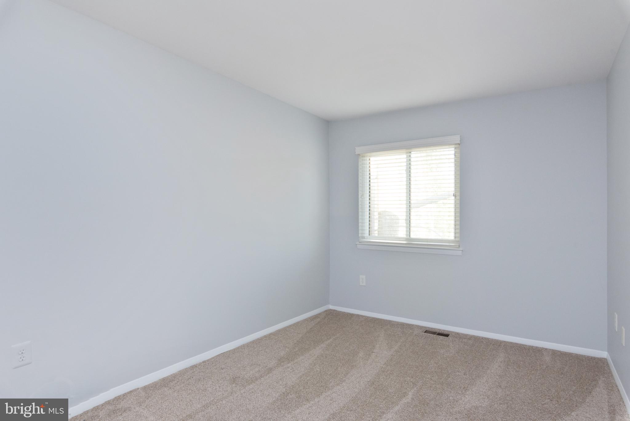 KIMBERLY WOODS VILLAGE - Residential Lease