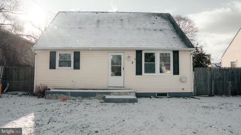 Photo of 3 Parker Avenue, BURLINGTON, NJ 08016 (MLS # NJBL2103264)