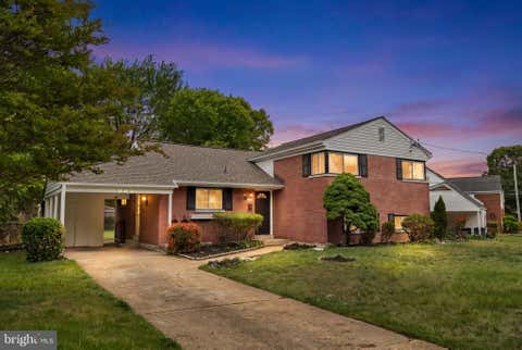 Photo of 5907 Camberly Avenue, SPRINGFIELD, VA 22150 (MLS # VAFX2308052)