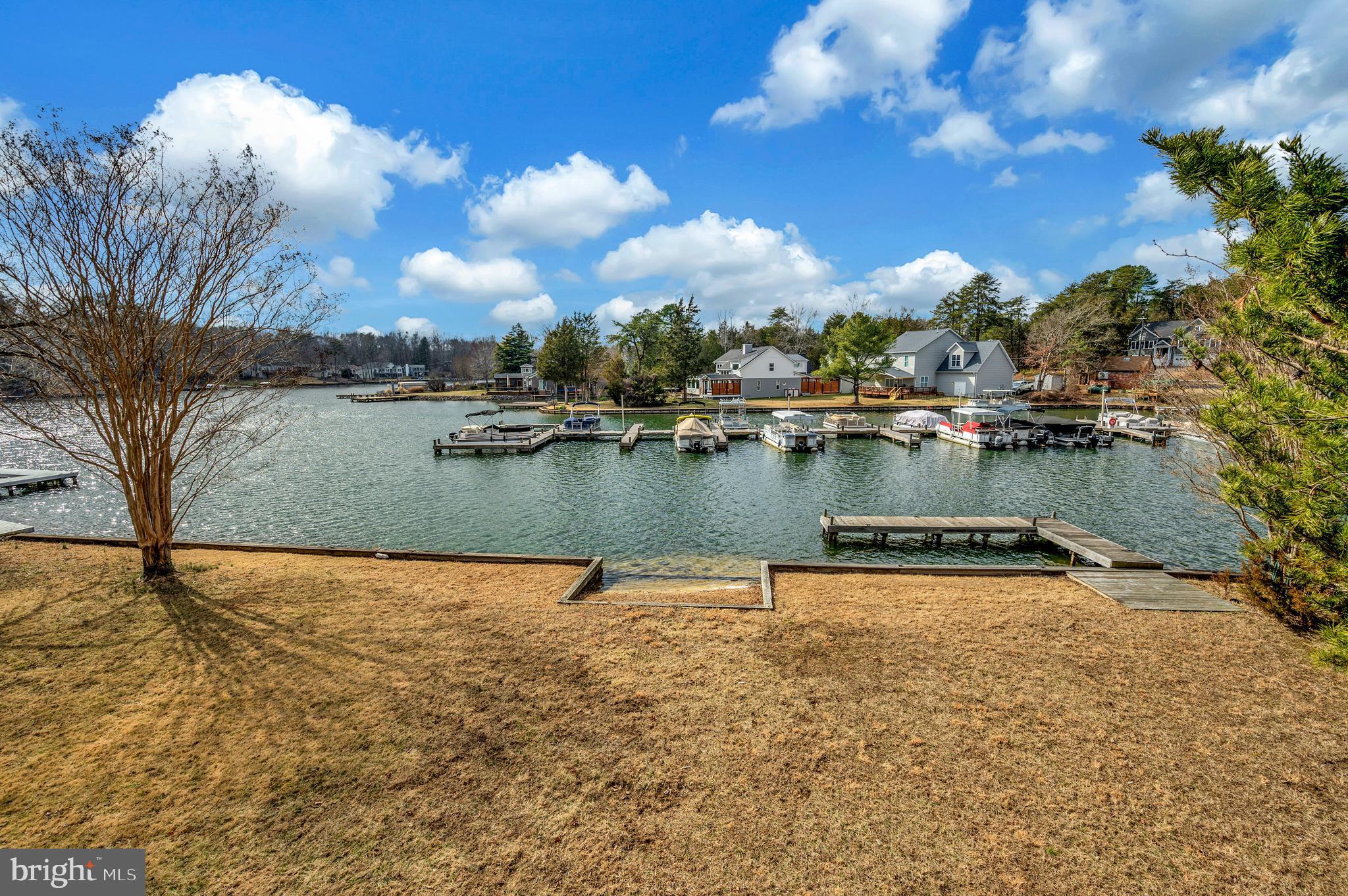 LAKE OF THE WOODS - Residential