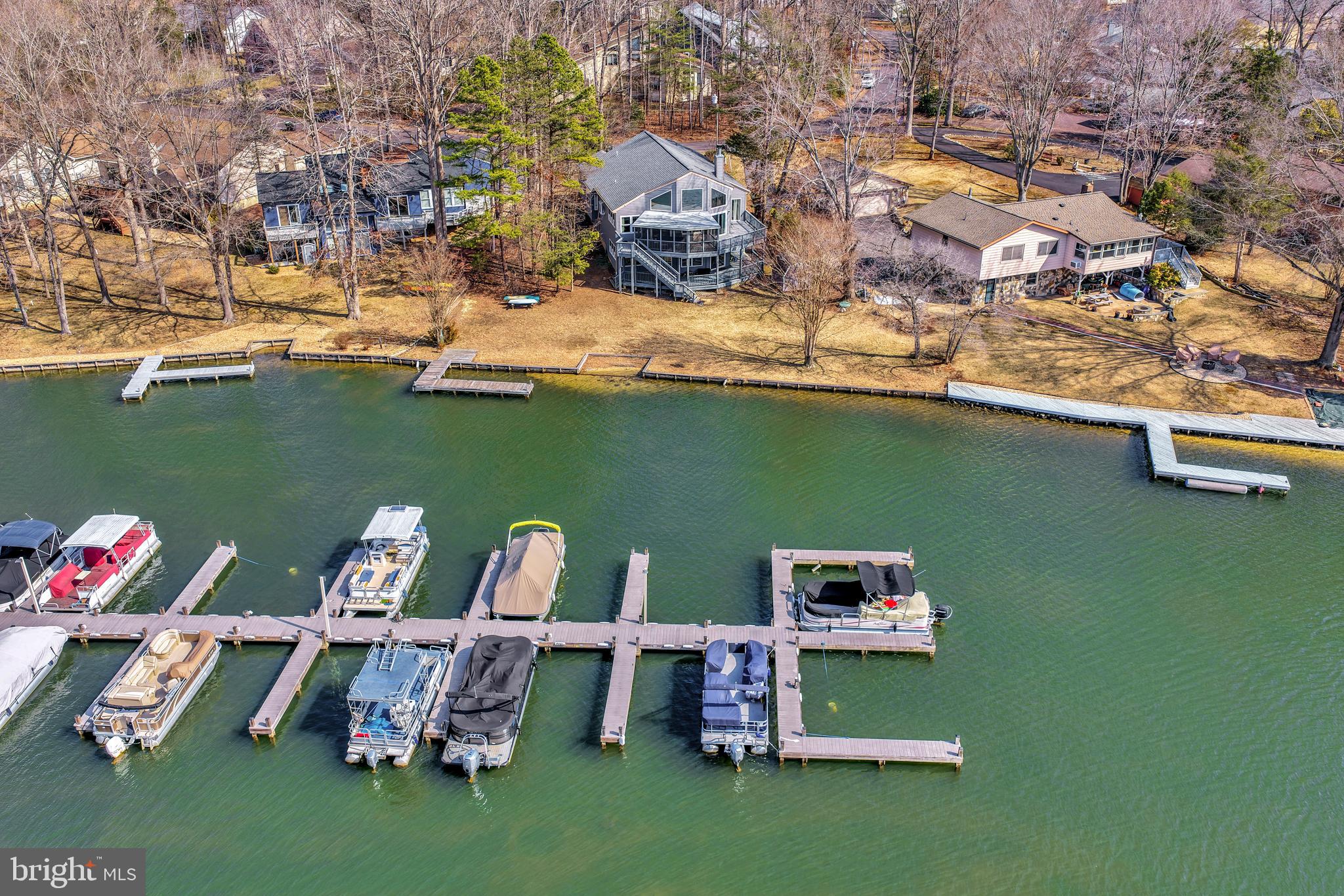 LAKE OF THE WOODS - Residential