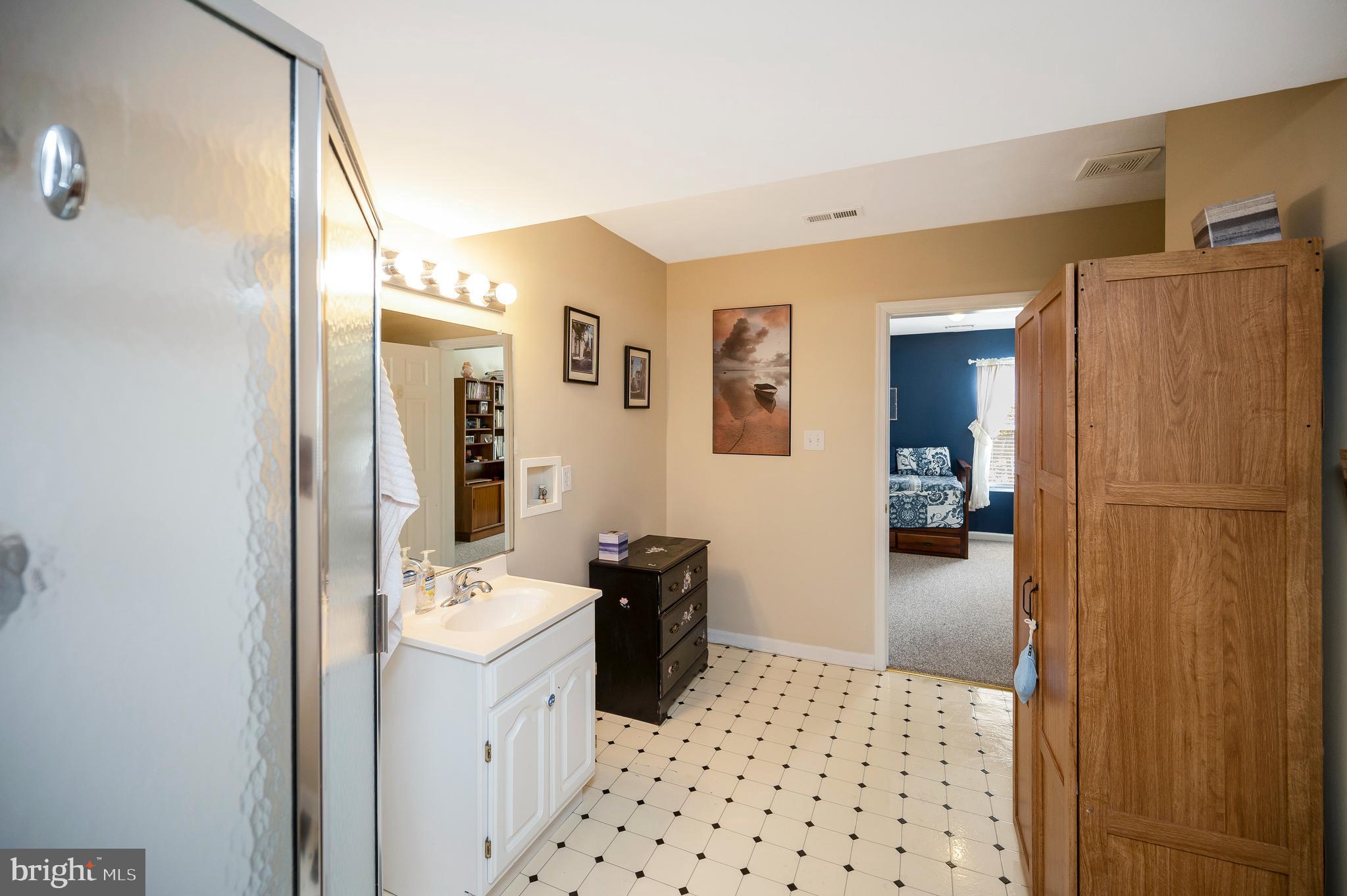 LAKE OF THE WOODS - Residential