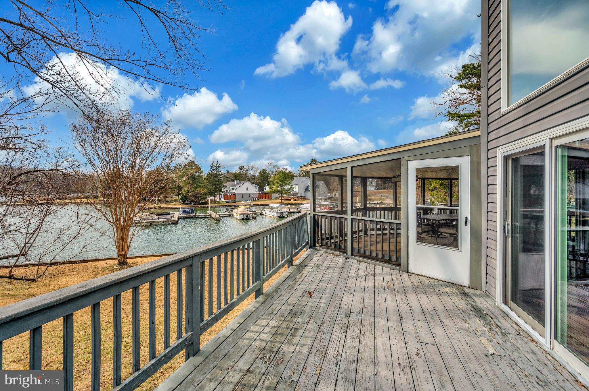 LAKE OF THE WOODS - Residential