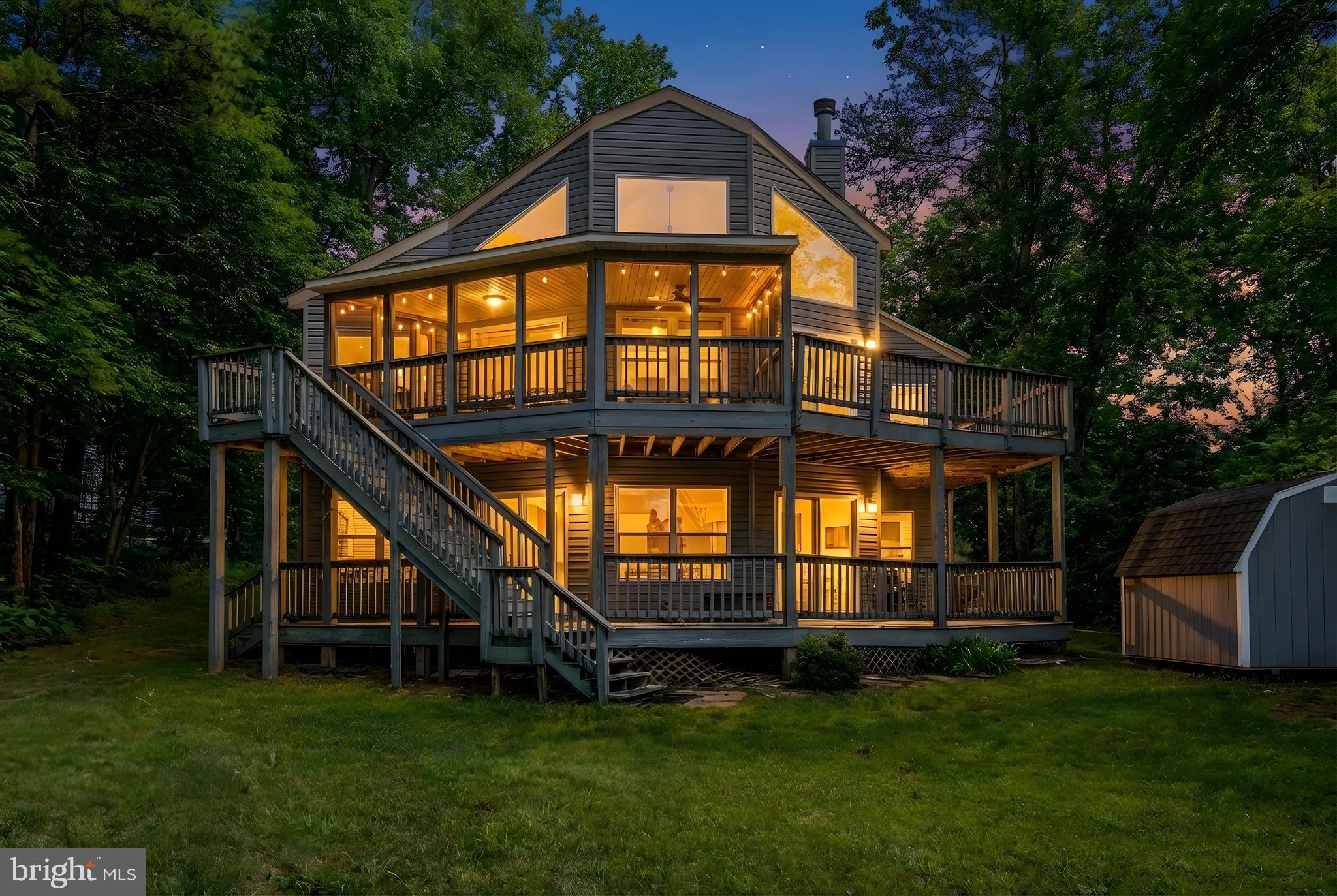 LAKE OF THE WOODS - Residential