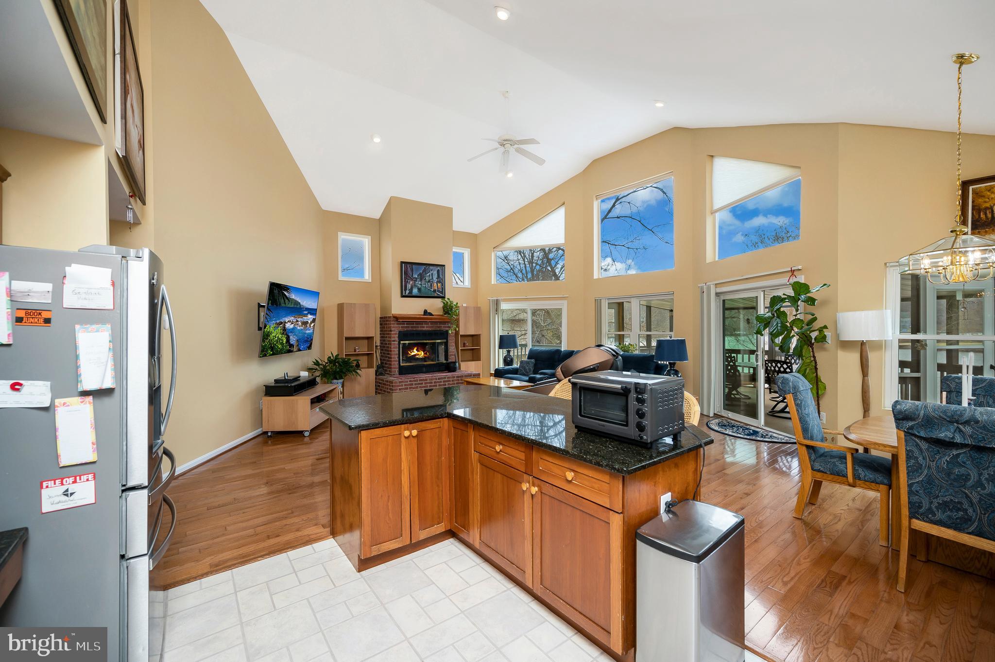 LAKE OF THE WOODS - Residential