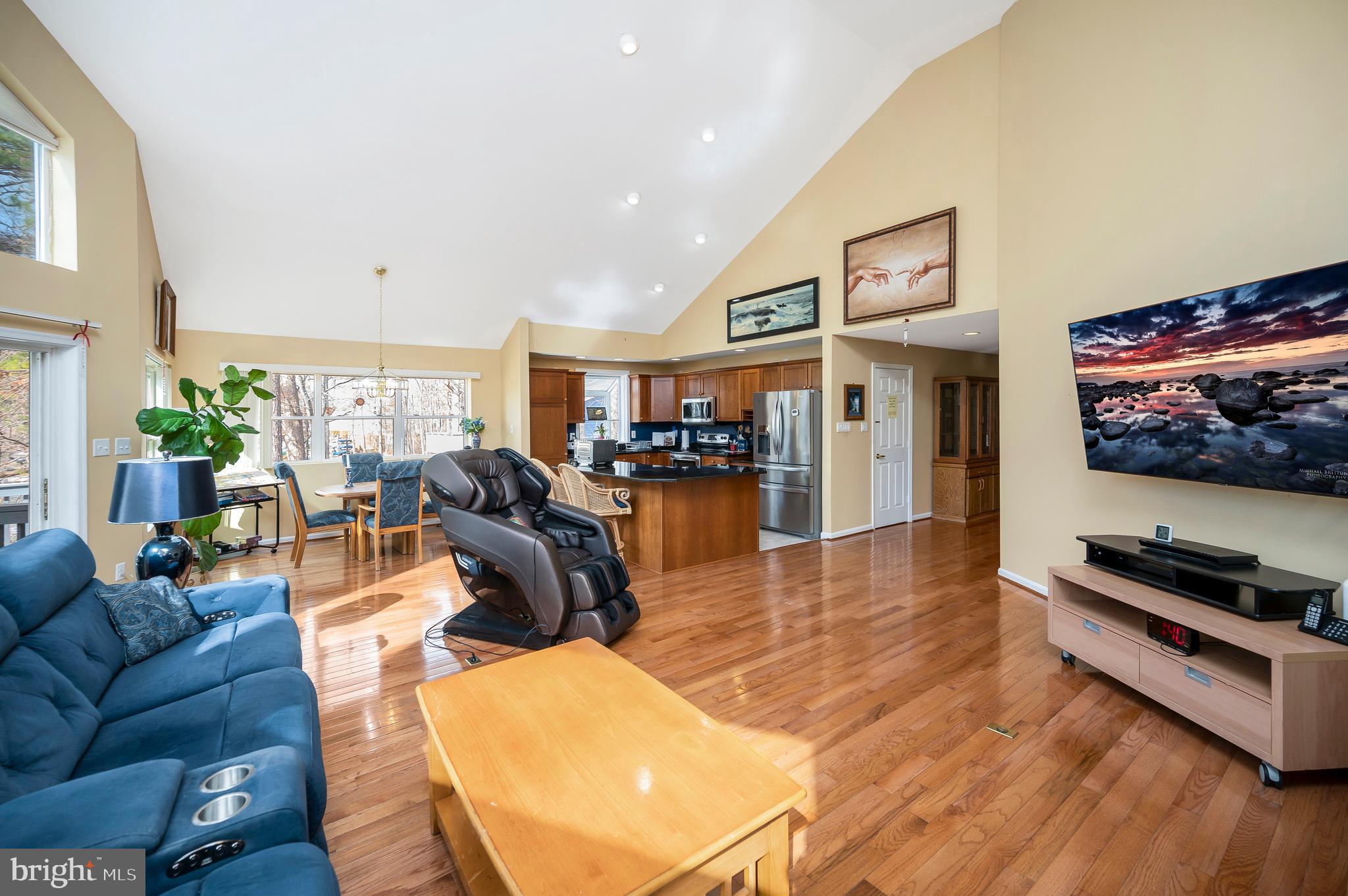 LAKE OF THE WOODS - Residential