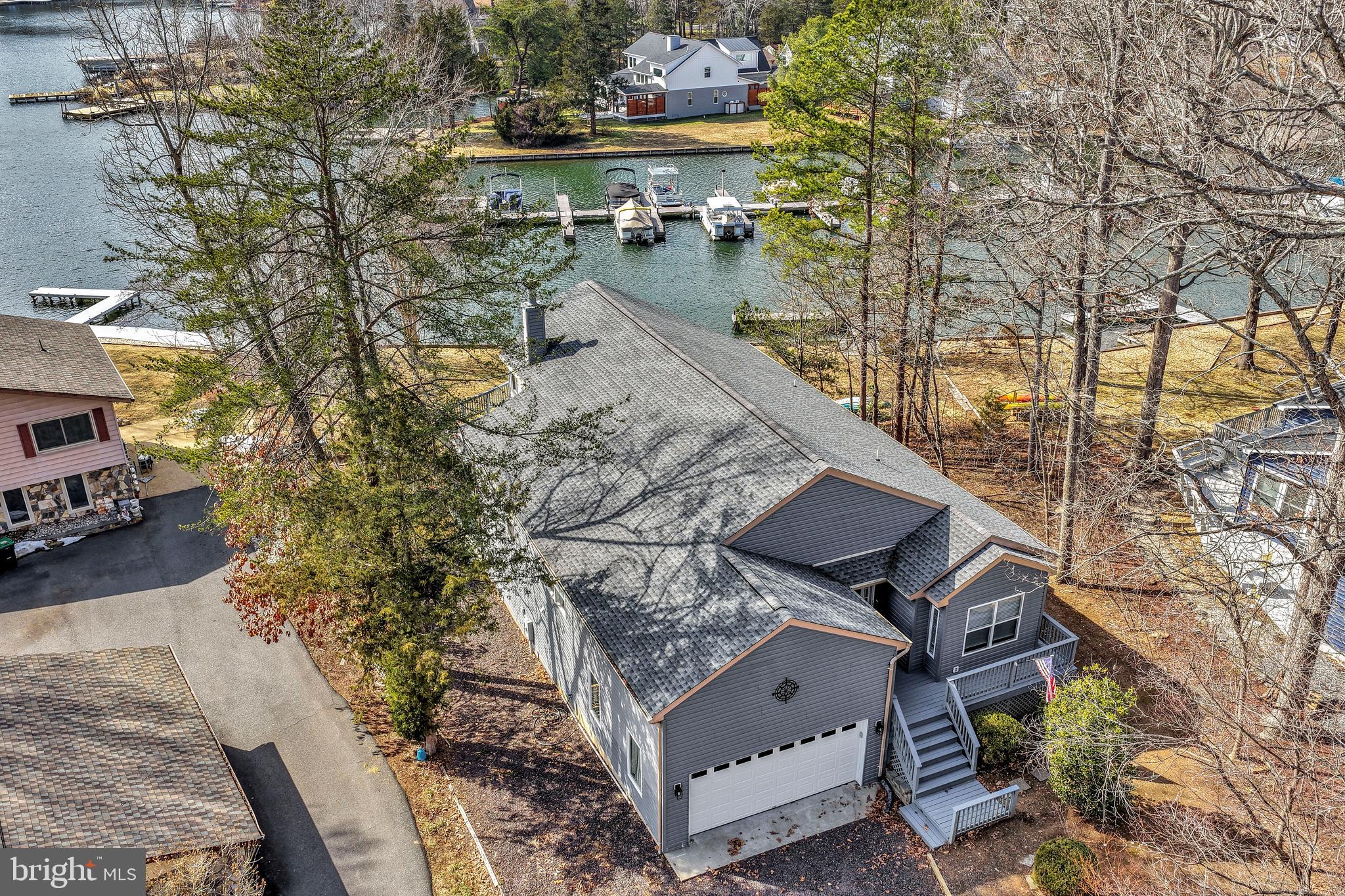 LAKE OF THE WOODS - Residential