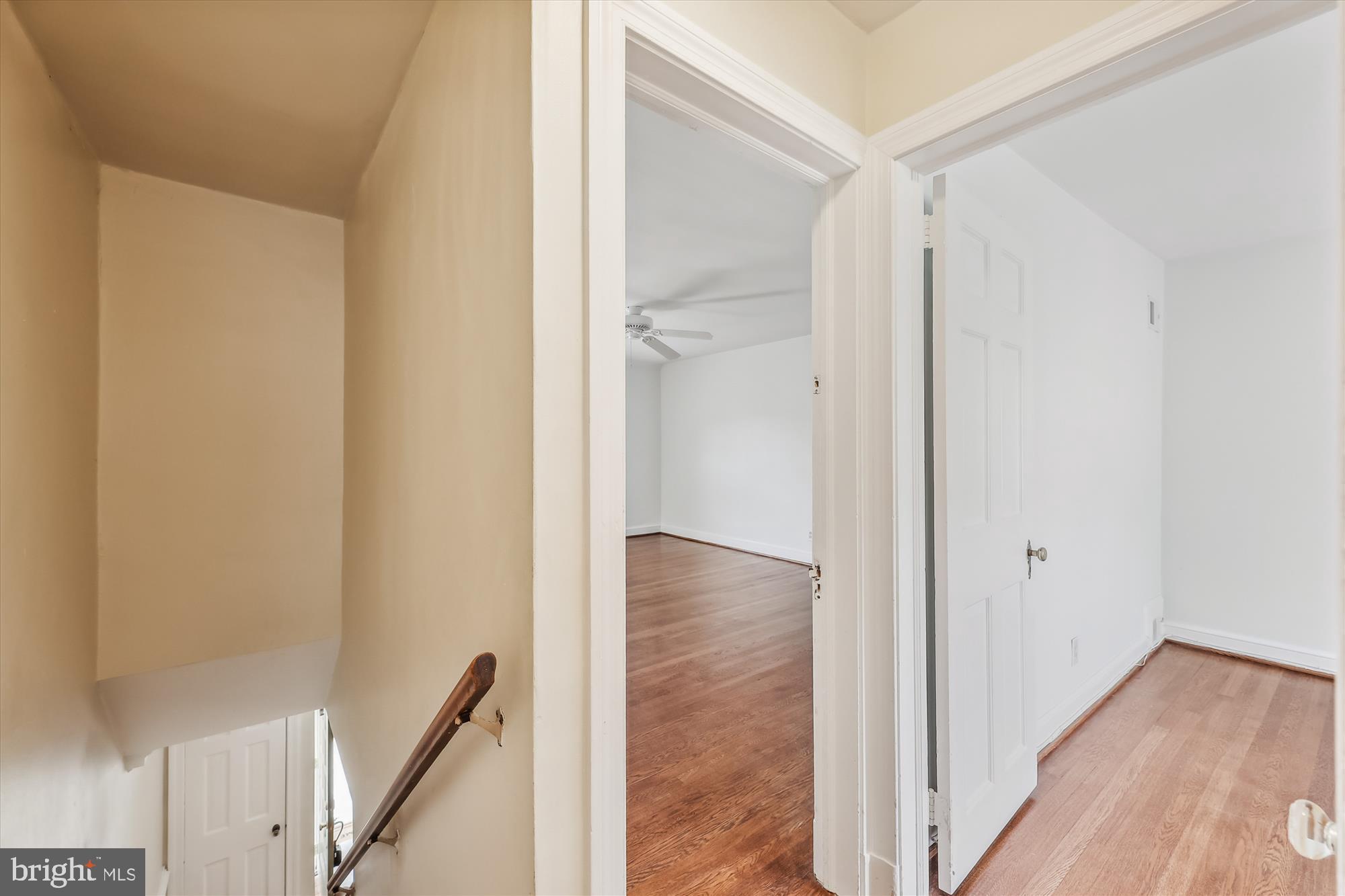 YATES GARDENS - Residential Lease