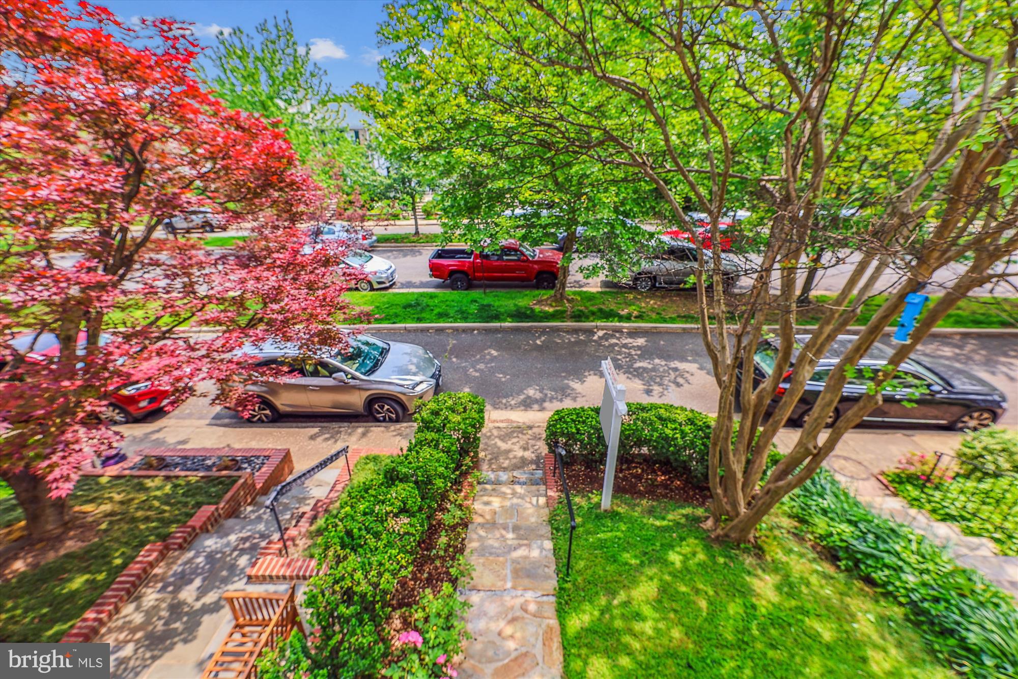 YATES GARDENS - Residential Lease