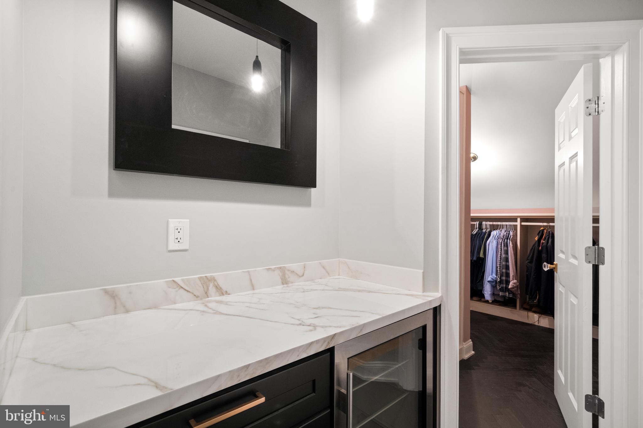 ARLINGWOOD - Residential