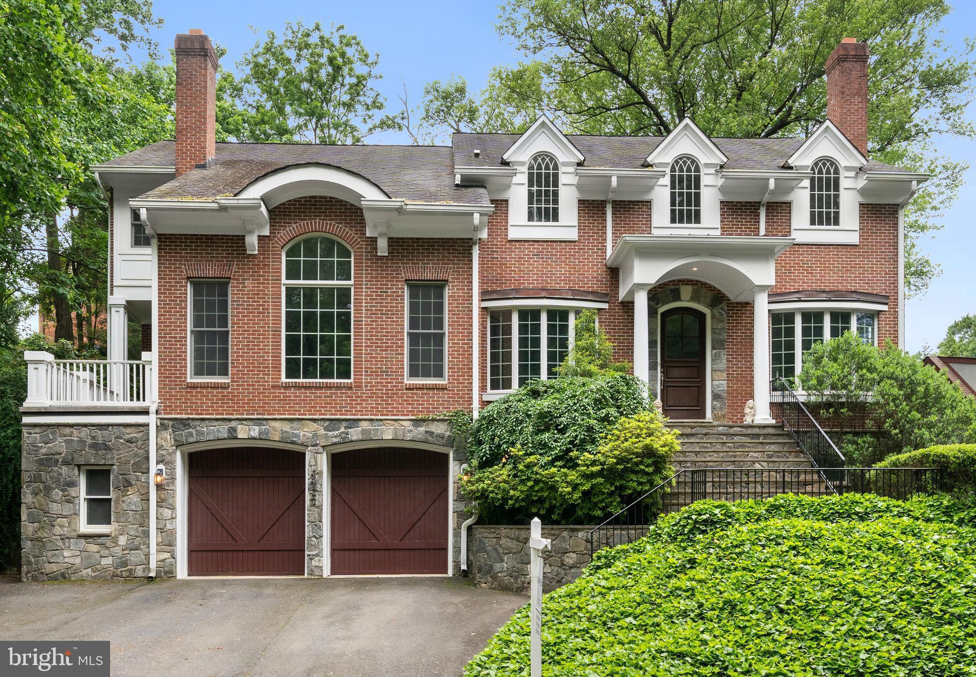 ARLINGWOOD - Residential