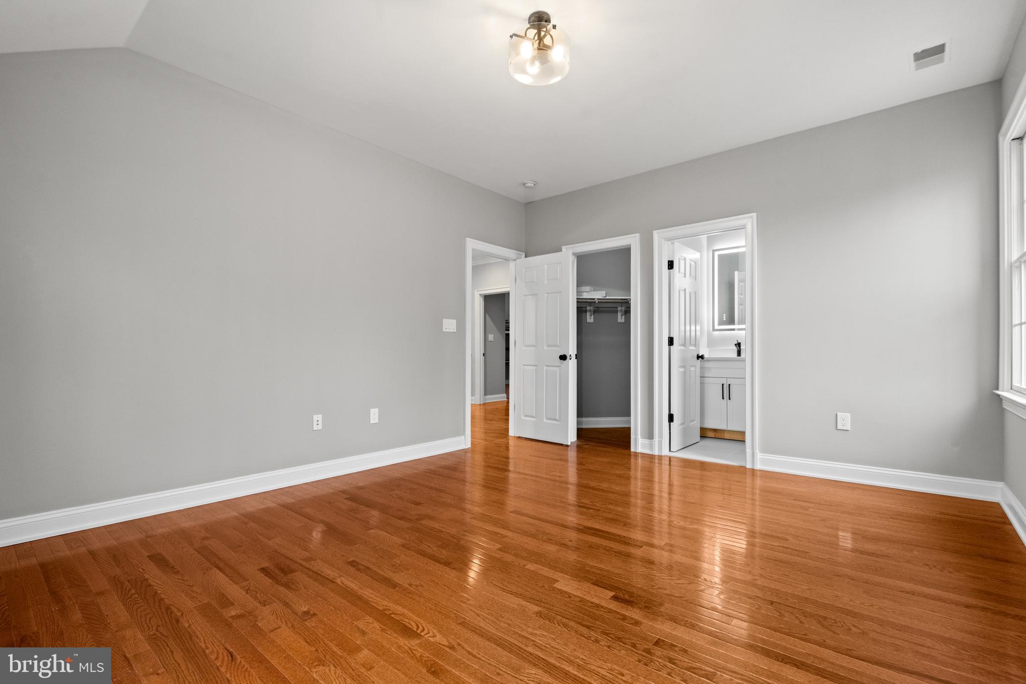 ARLINGWOOD - Residential