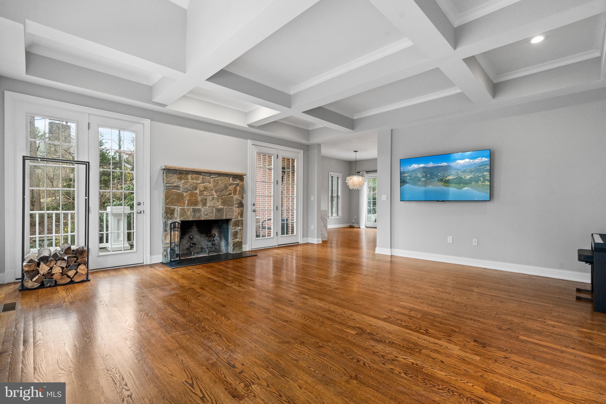 ARLINGWOOD - Residential