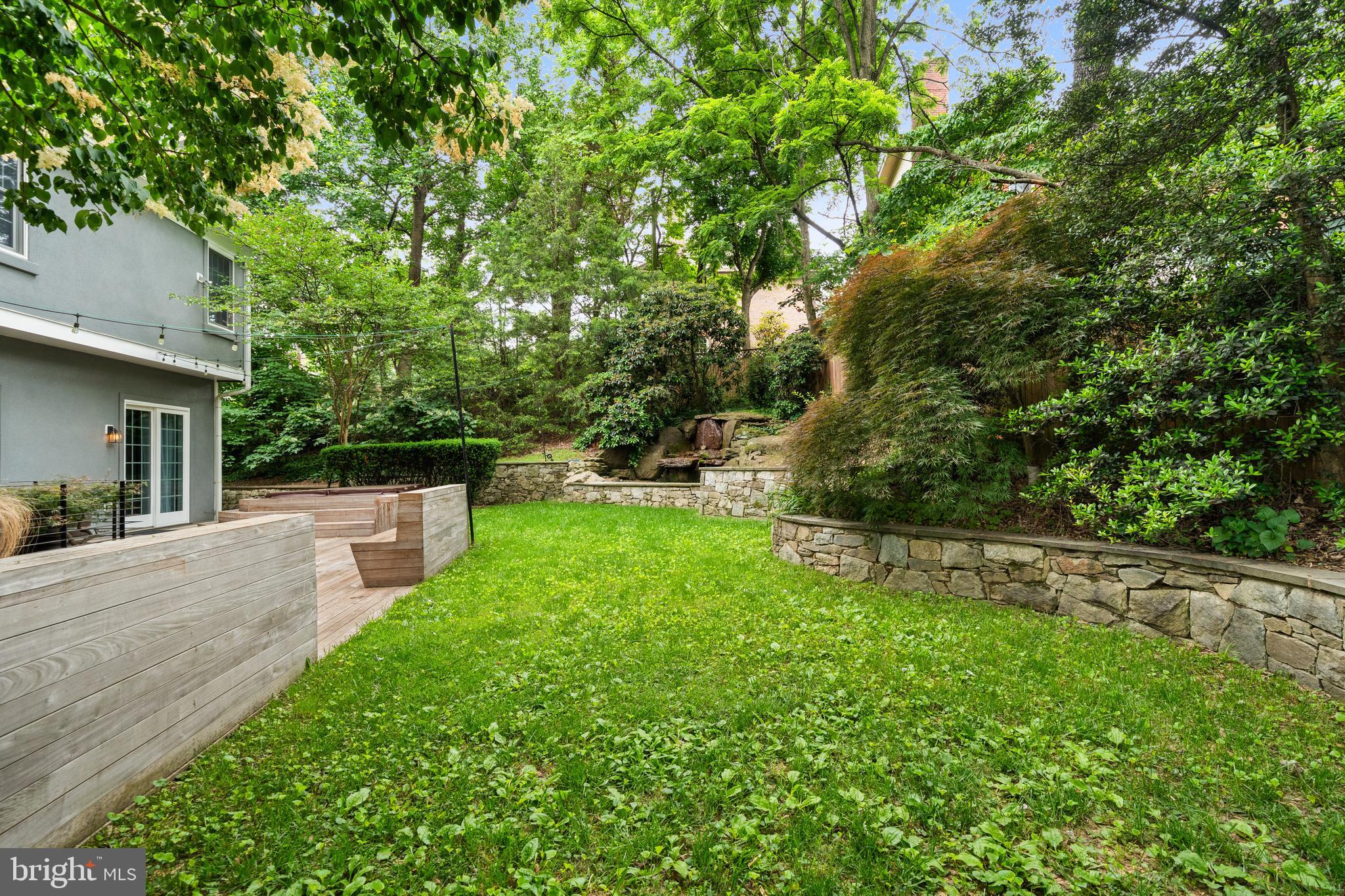 ARLINGWOOD - Residential