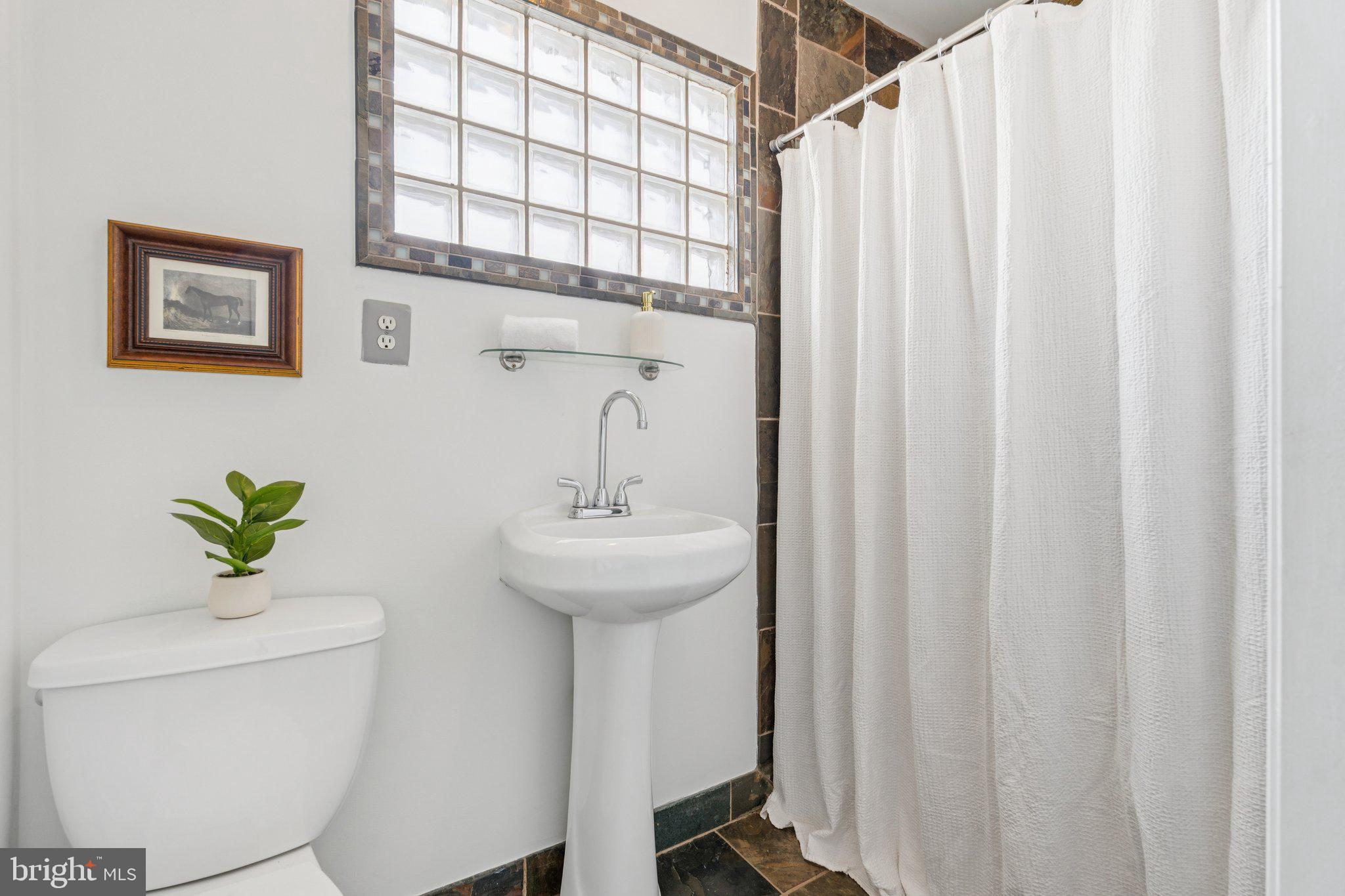 CANTON - Residential Lease