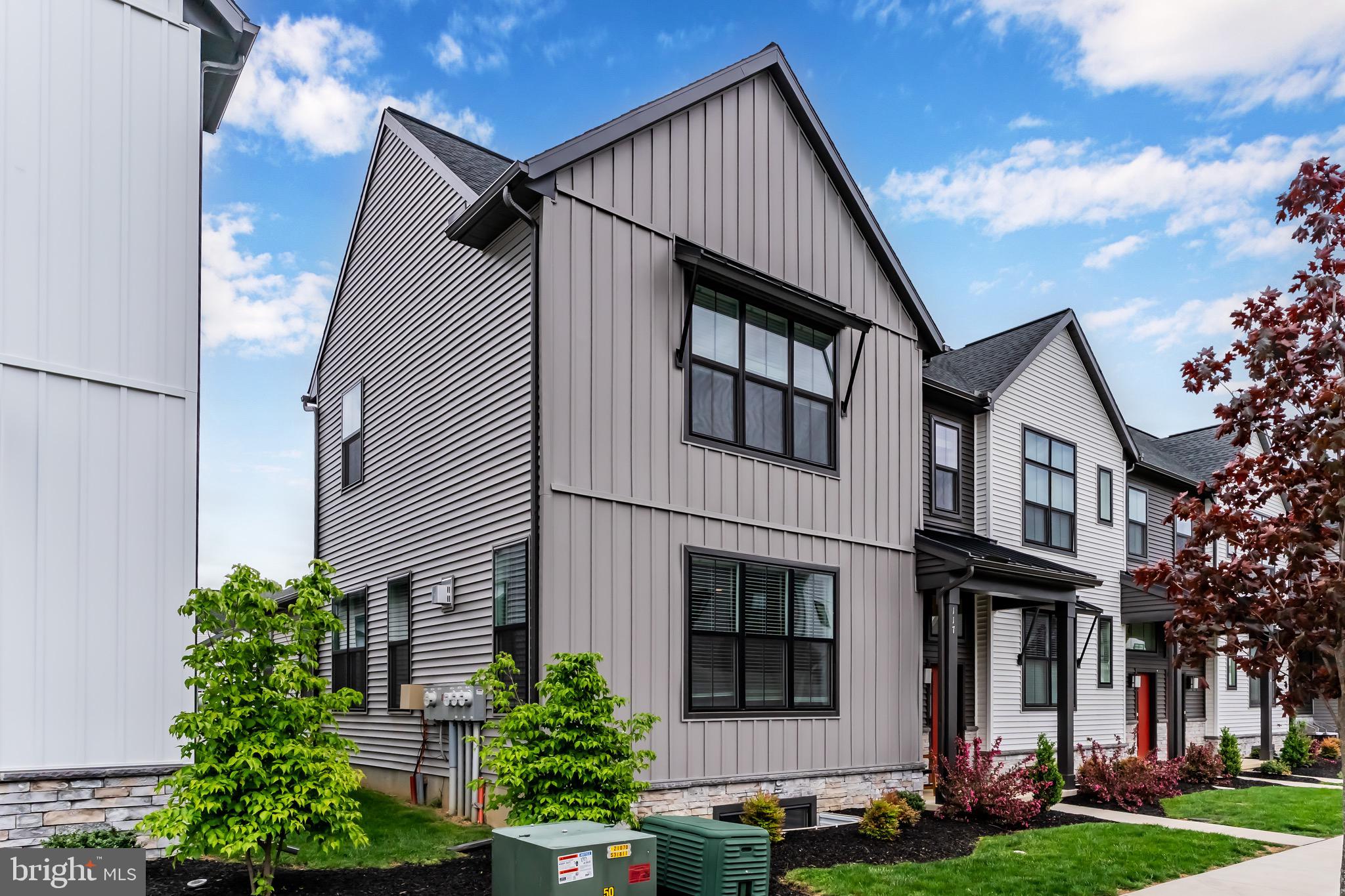 117 LARKIN DRIVE