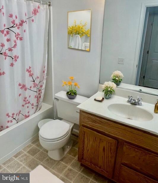 ENGLAND RUN TOWNHOUSES - Residential Lease