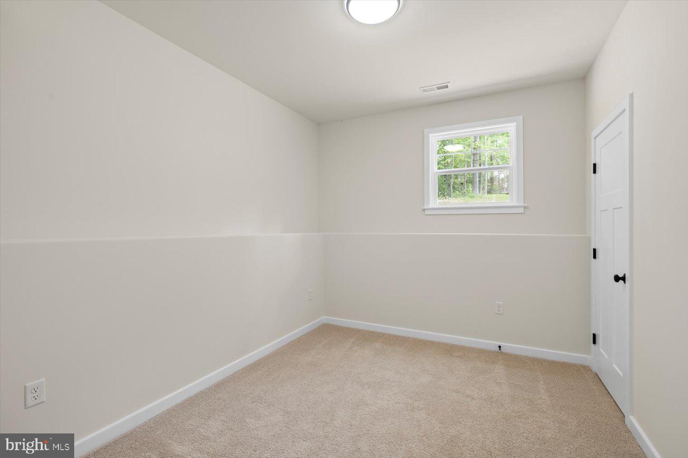 PRESIDENTIAL LAKES - Residential