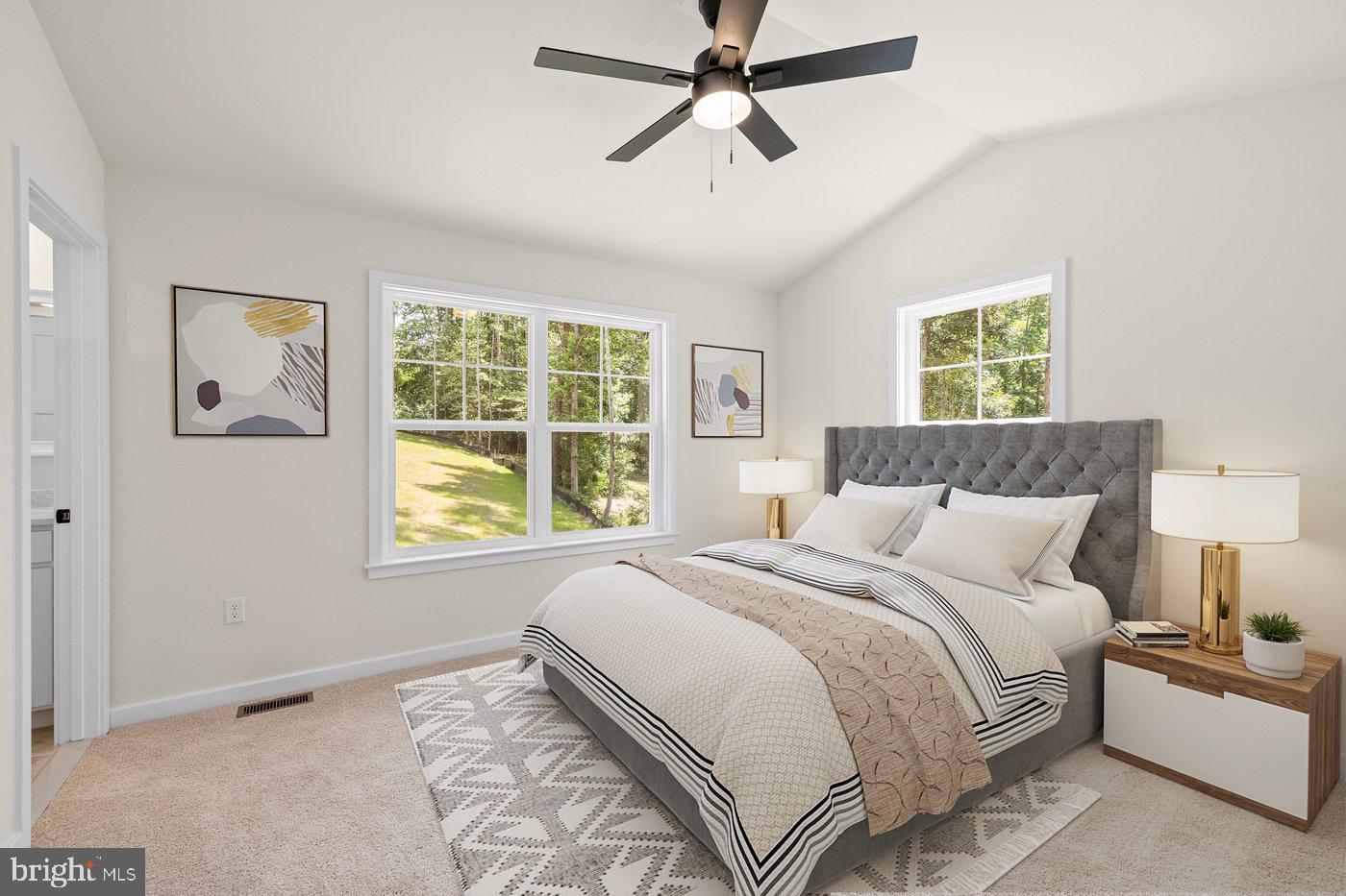 PRESIDENTIAL LAKES - Residential