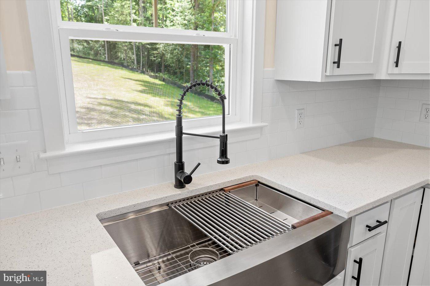 PRESIDENTIAL LAKES - Residential