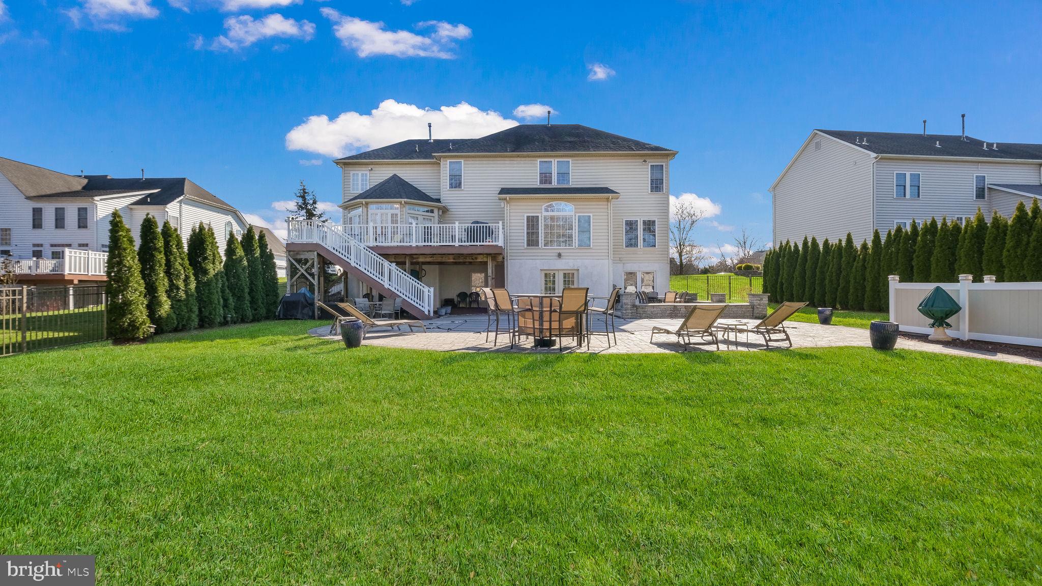 ASHTON RESERVE - Residential