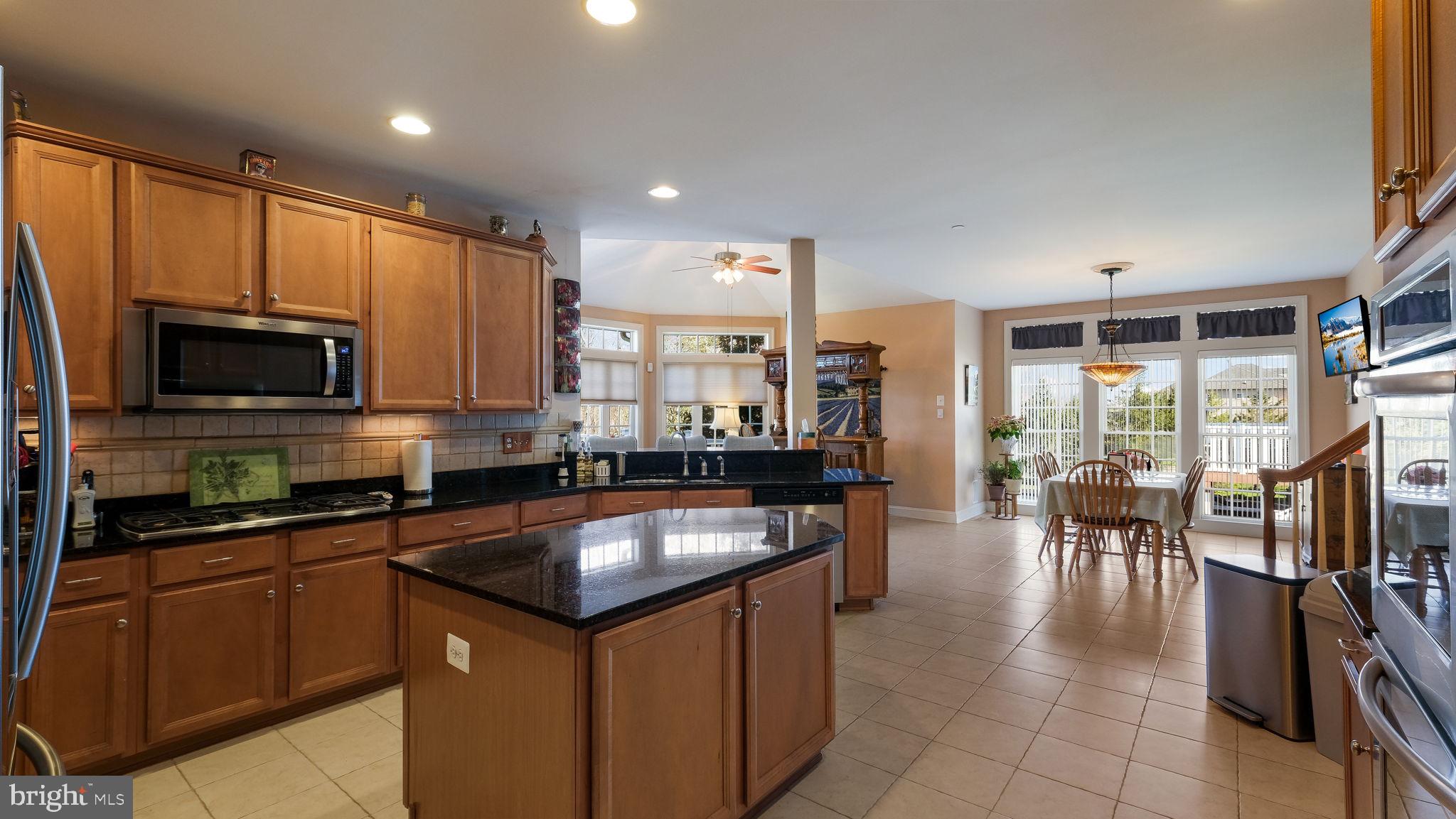 ASHTON RESERVE - Residential