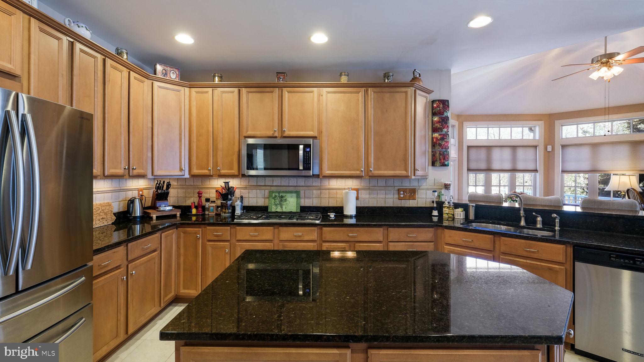 ASHTON RESERVE - Residential