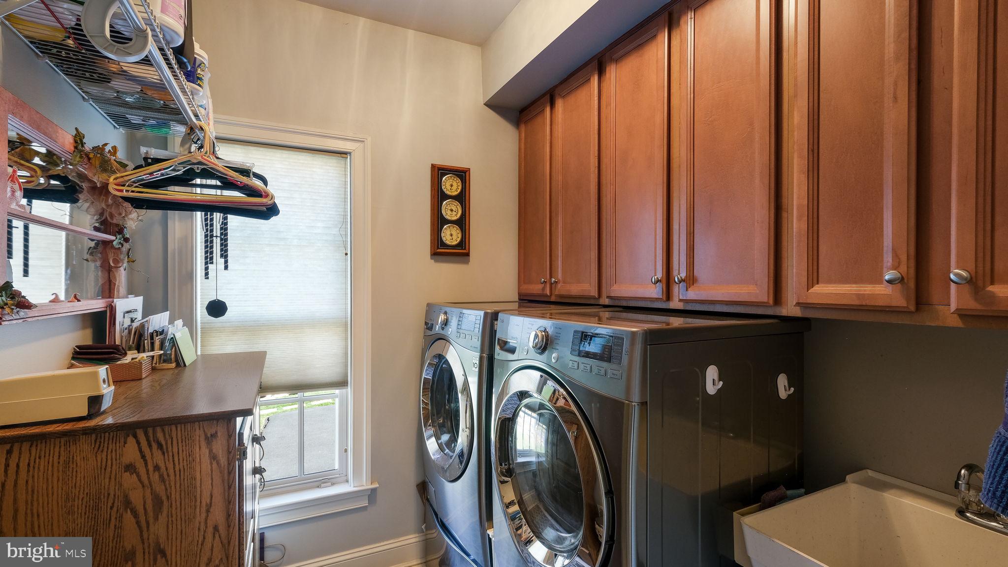 ASHTON RESERVE - Residential