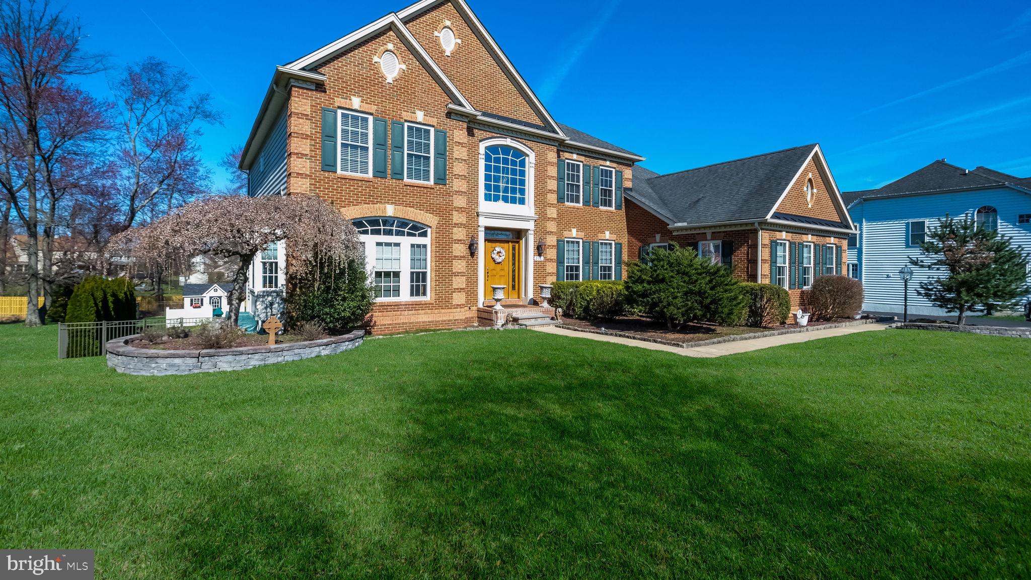 ASHTON RESERVE - Residential