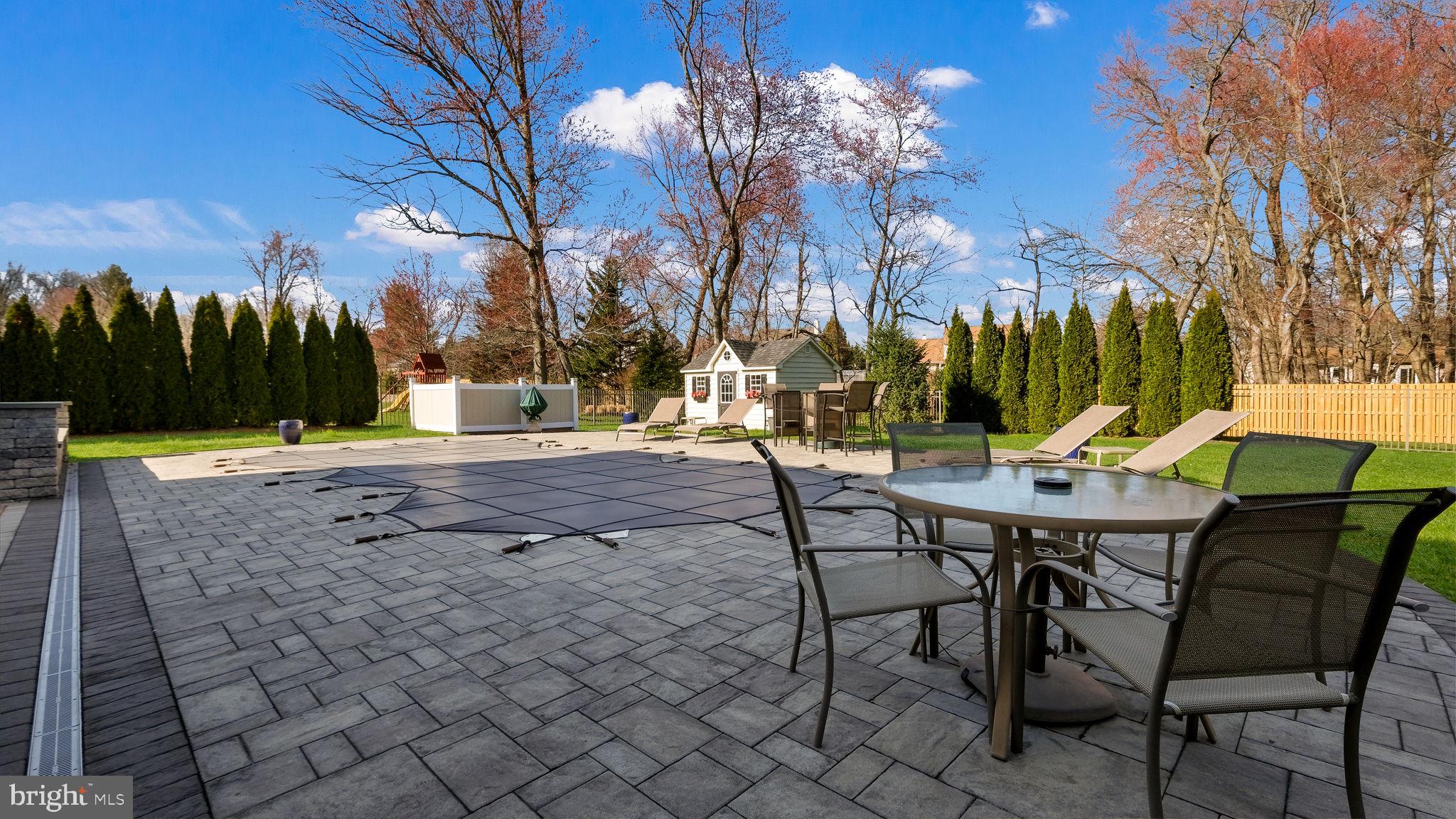 ASHTON RESERVE - Residential