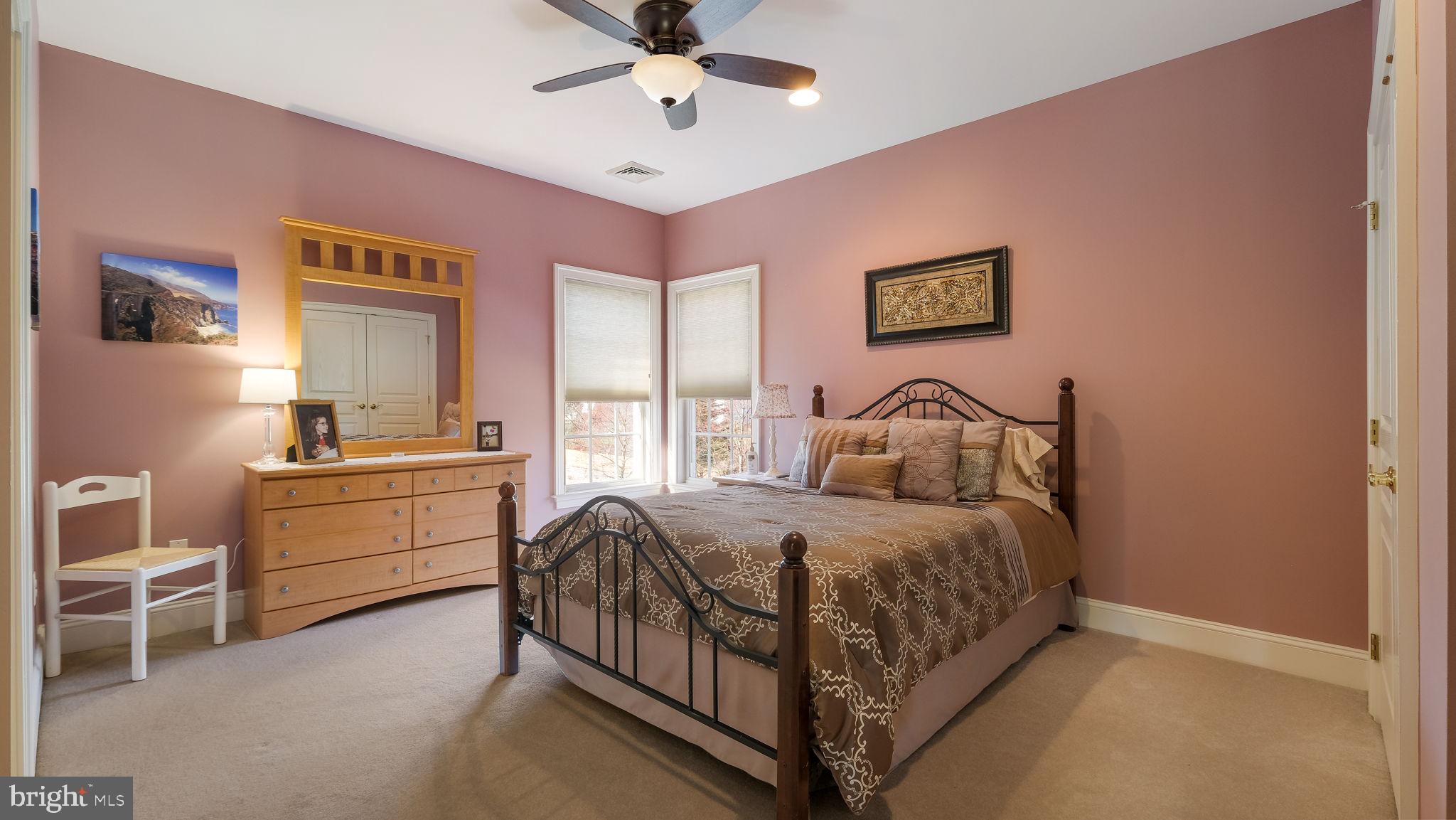 ASHTON RESERVE - Residential