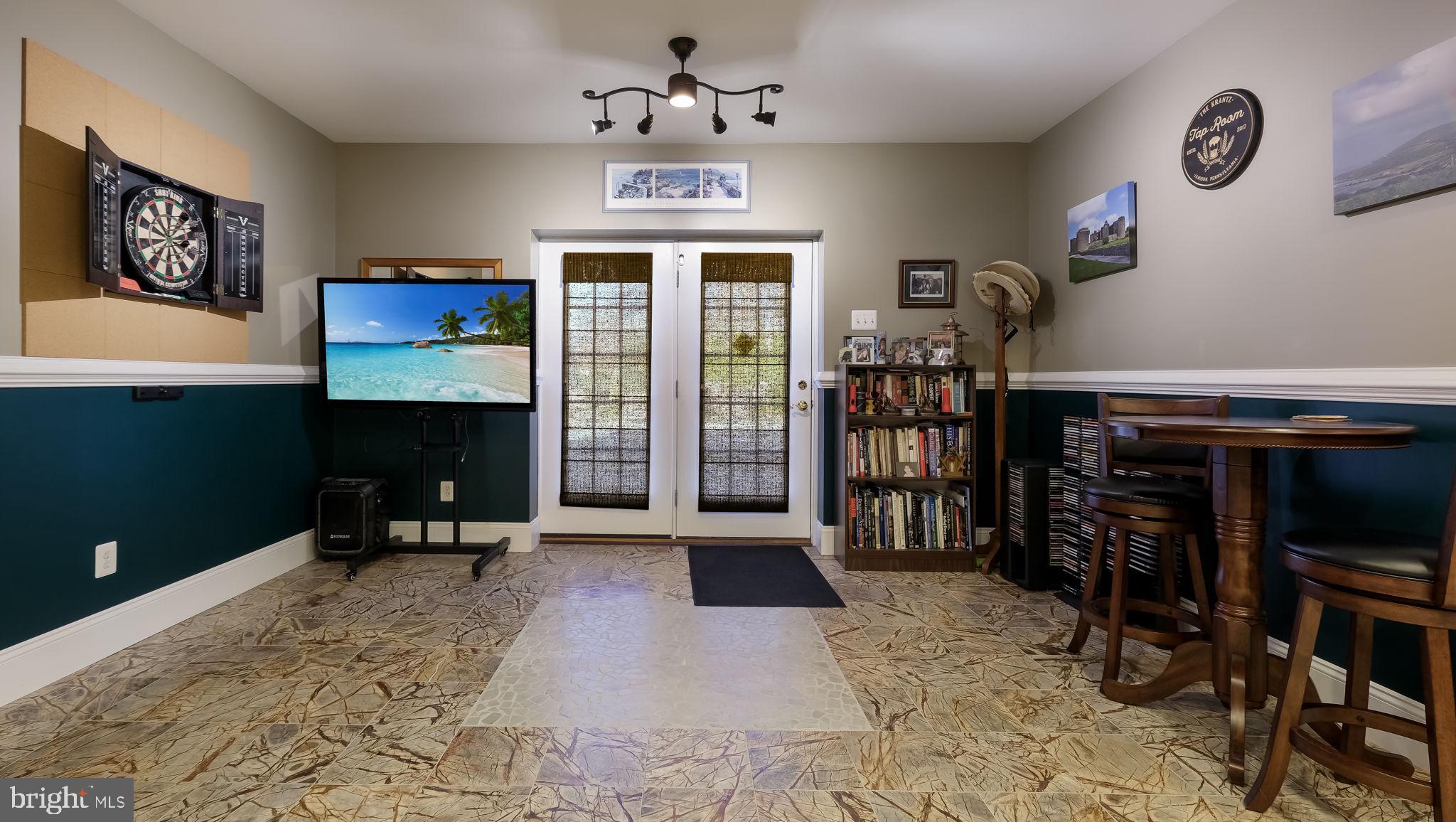 ASHTON RESERVE - Residential