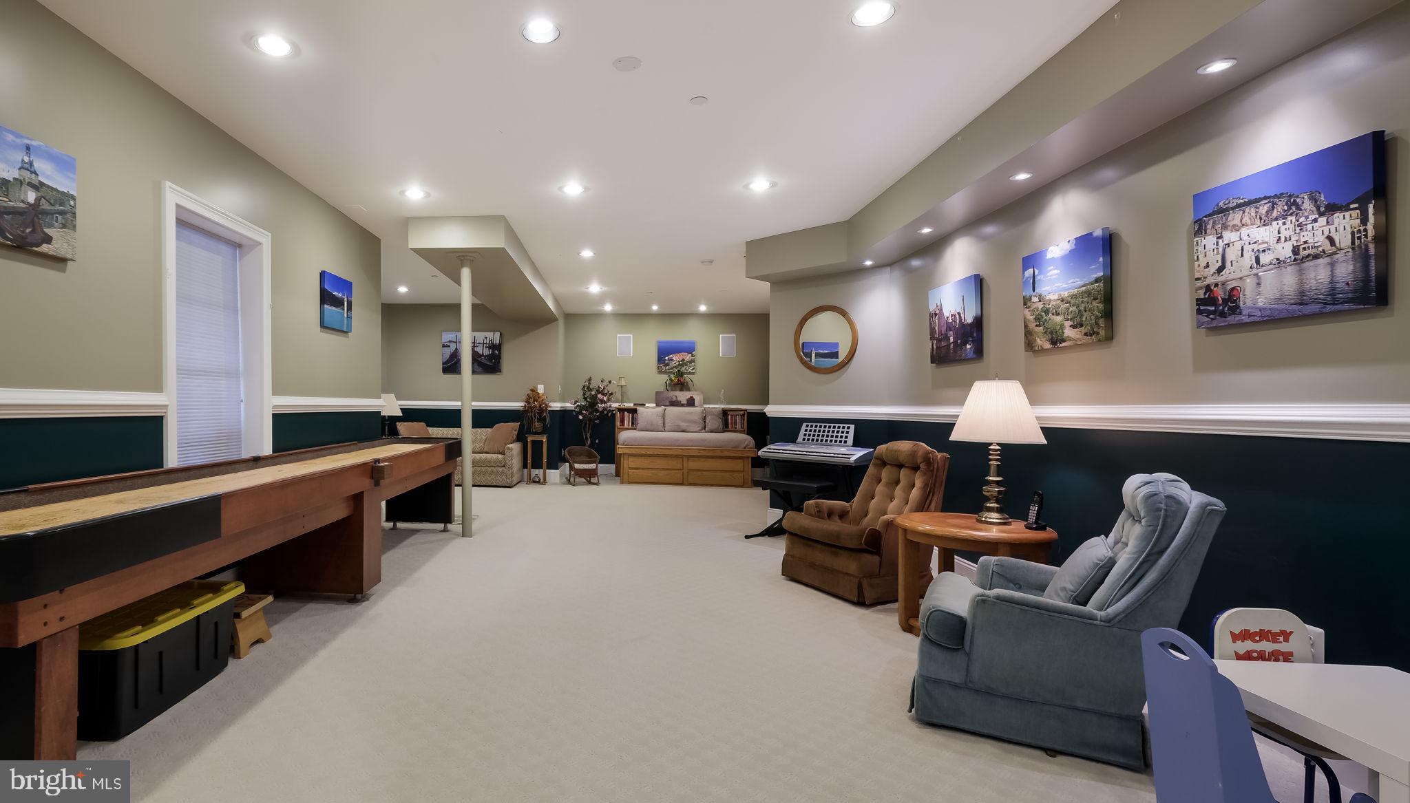 ASHTON RESERVE - Residential