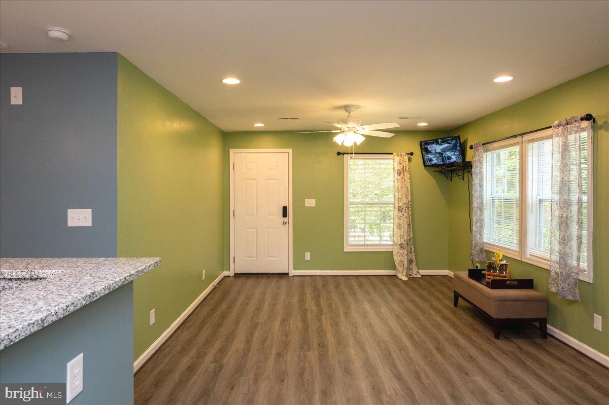 12350 ROSELAWN LANE
